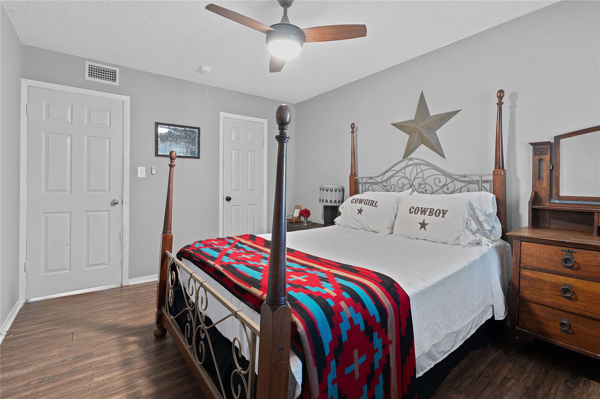 111 Comanche Pt Property Photo 14