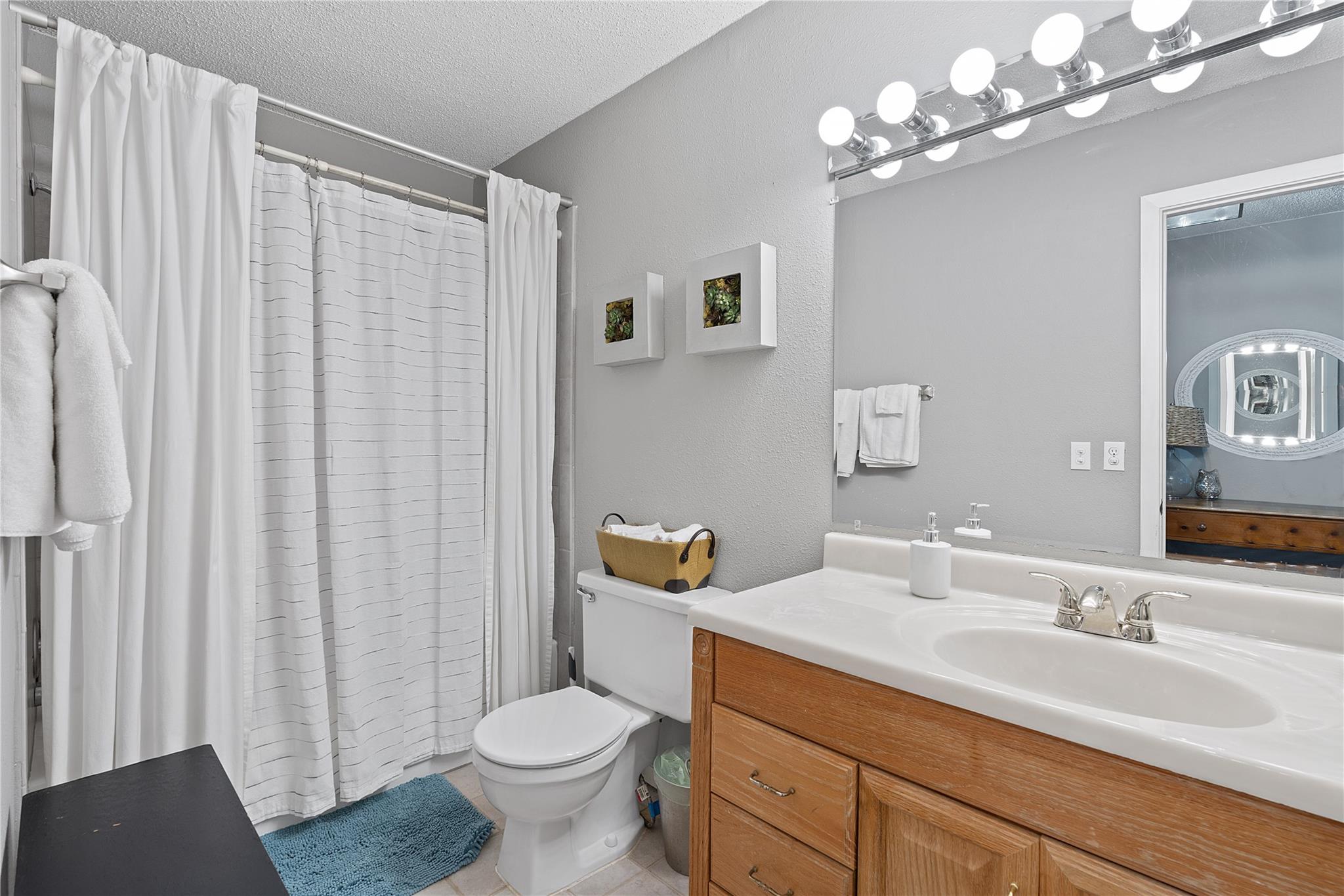 111 Comanche Pt Property Photo 17