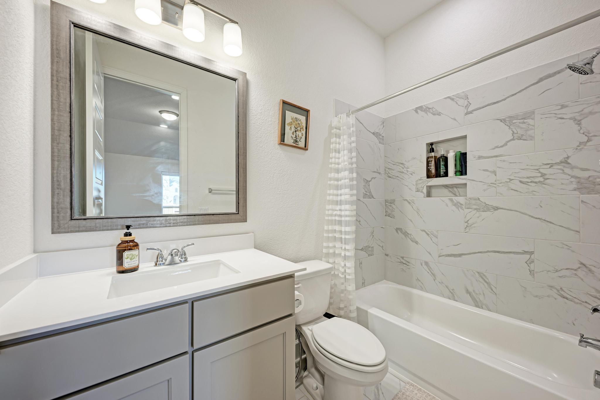 1536 Caylea Bluff Ln Property Photo 29