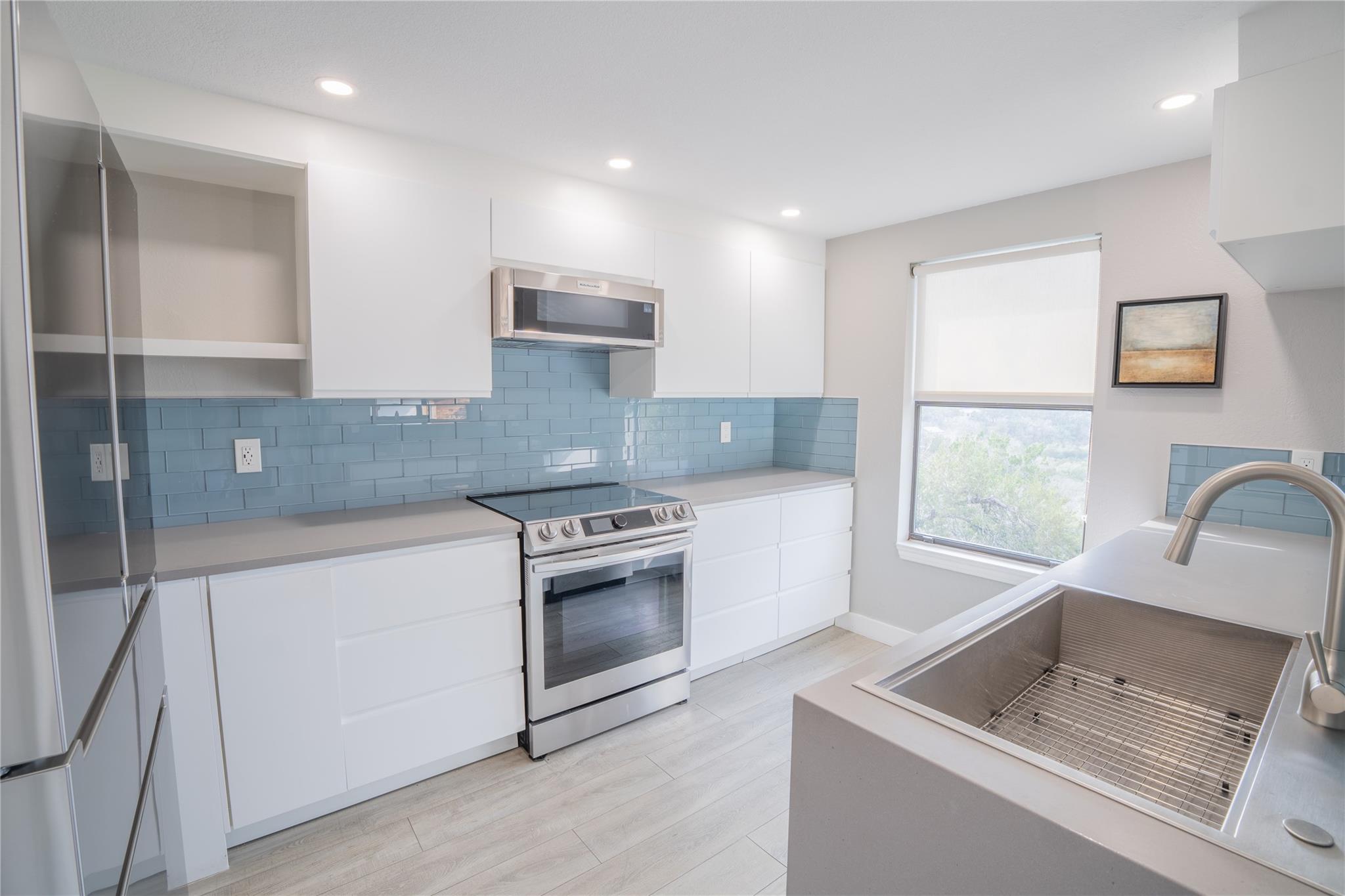 8200 Neely Dr #209 Property Photo 6