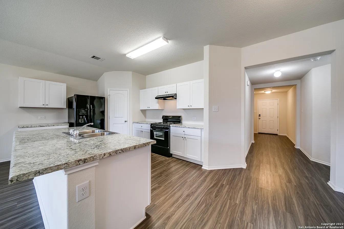 509 Moonvine Way Property Photo 3