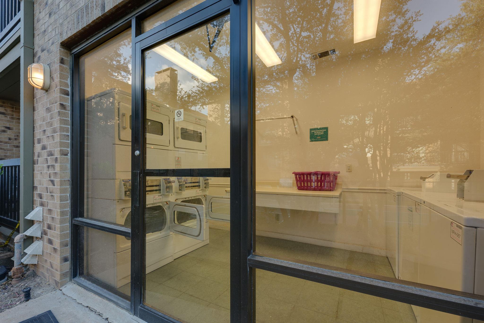 8888 Tallwood Dr #2102 Property Photo 34