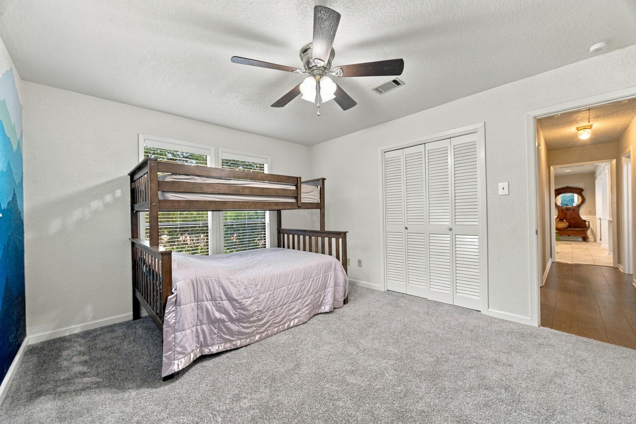 78 Woodcreek Dr Property Photo 25