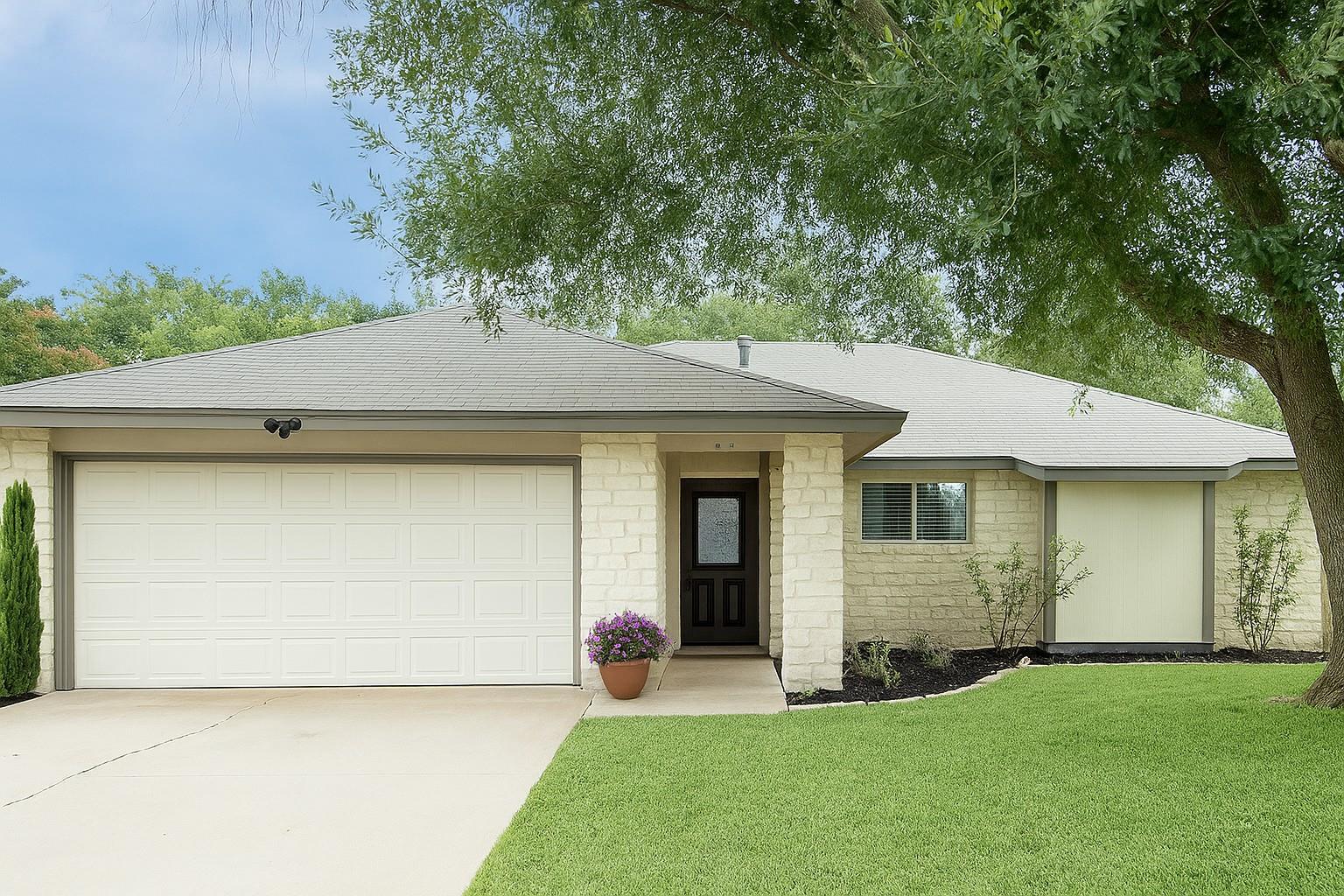 910 Garden View Dr Property Photo 1