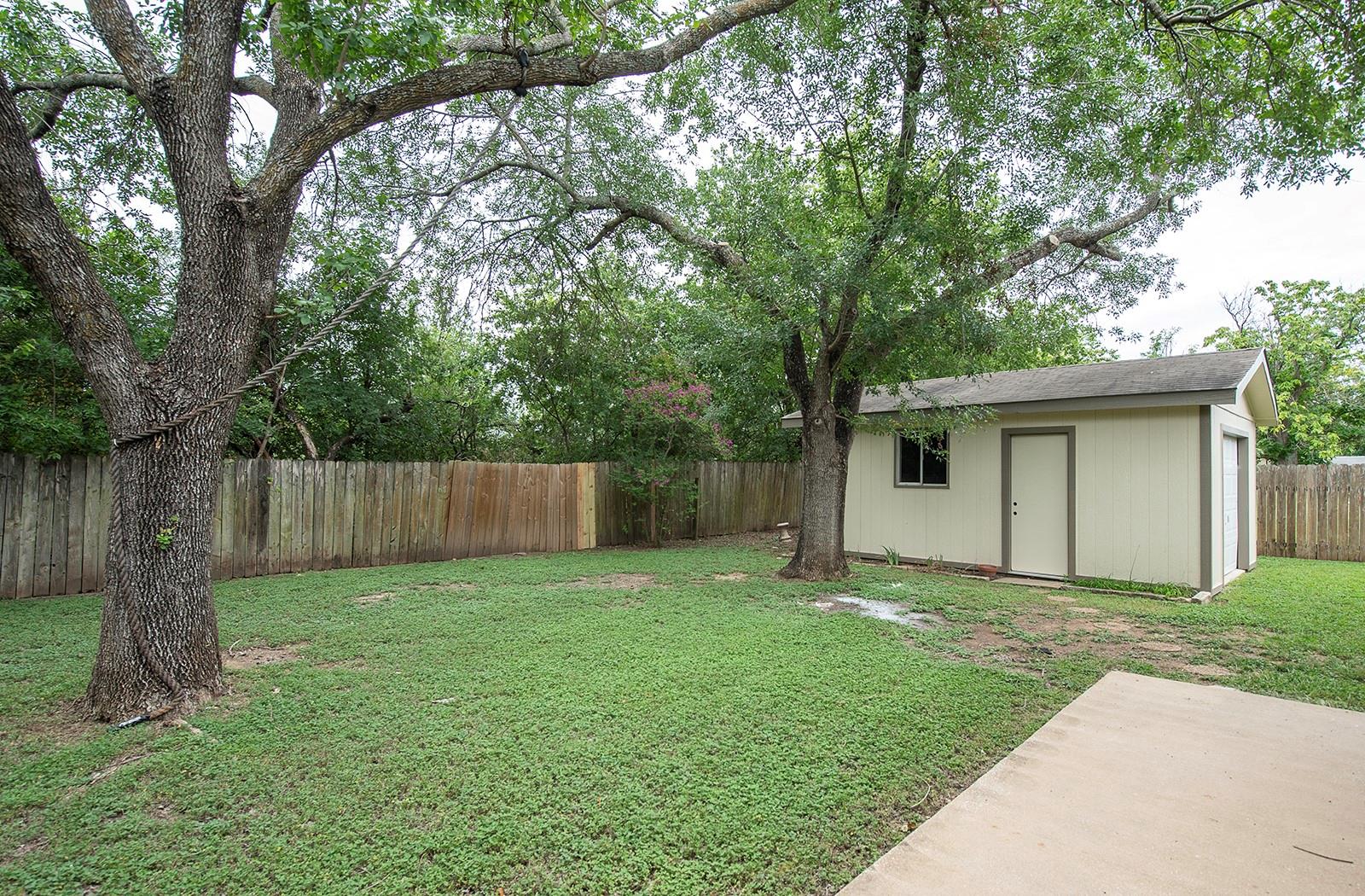 910 Garden View Dr Property Photo 25