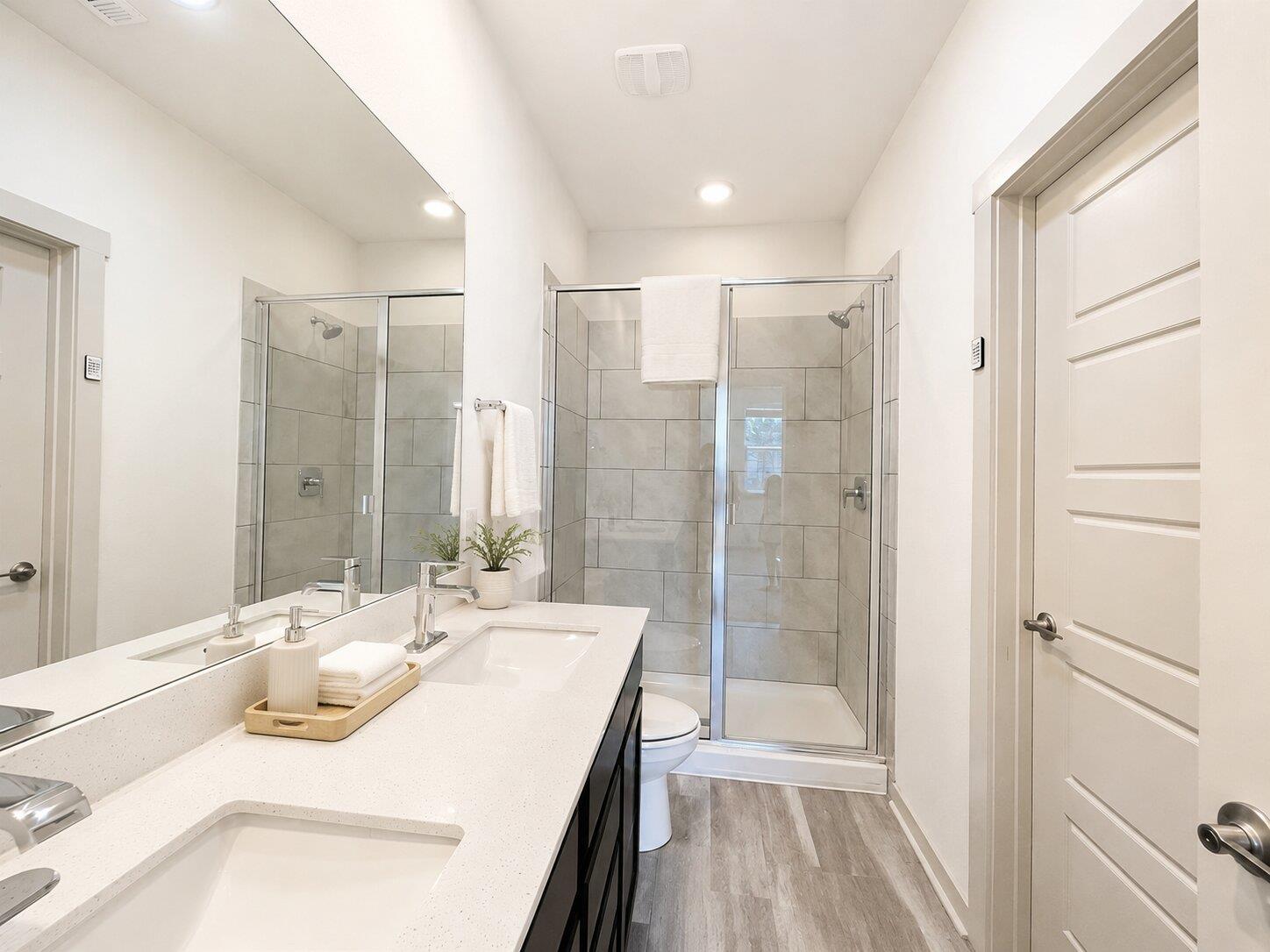 8125 Linnie Ln Property Photo 9