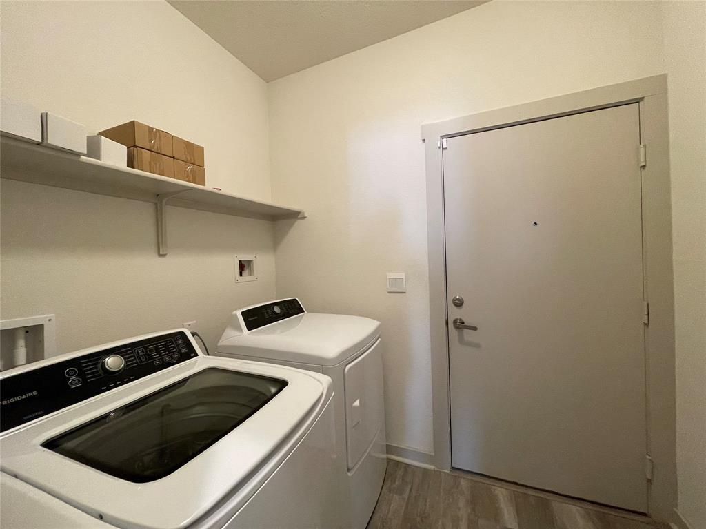 8125 Linnie Ln Property Photo 14