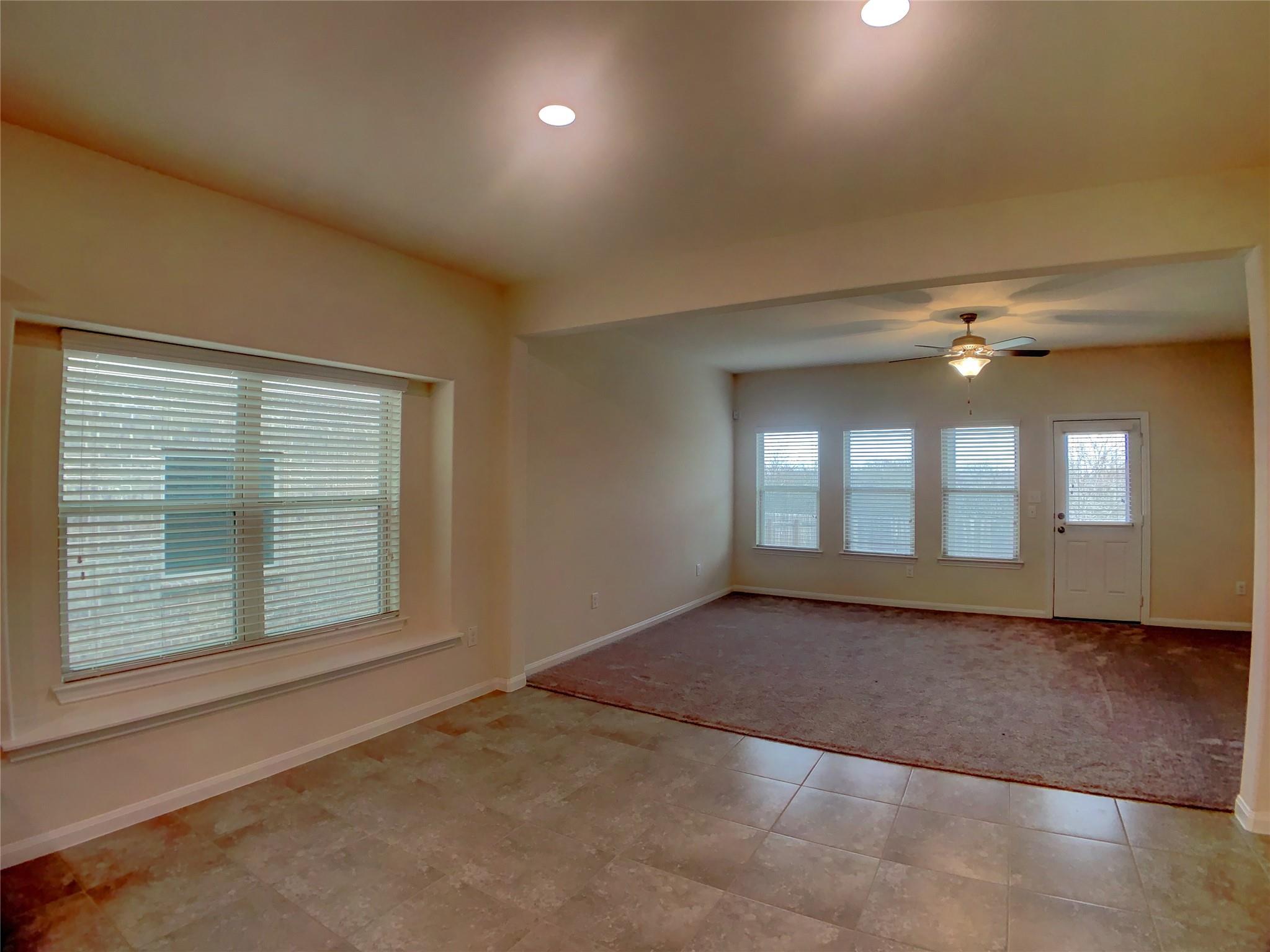 13911 Stripling Ln #22 Property Photo 6