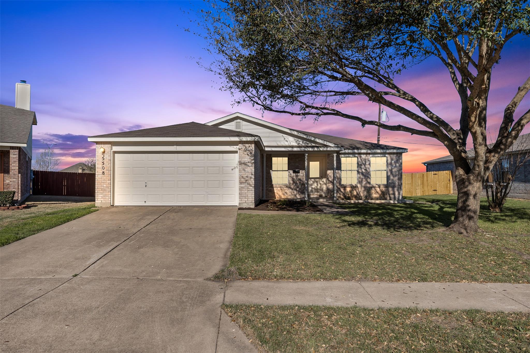 5508 Whistle Stop Dr Property Photo 1
