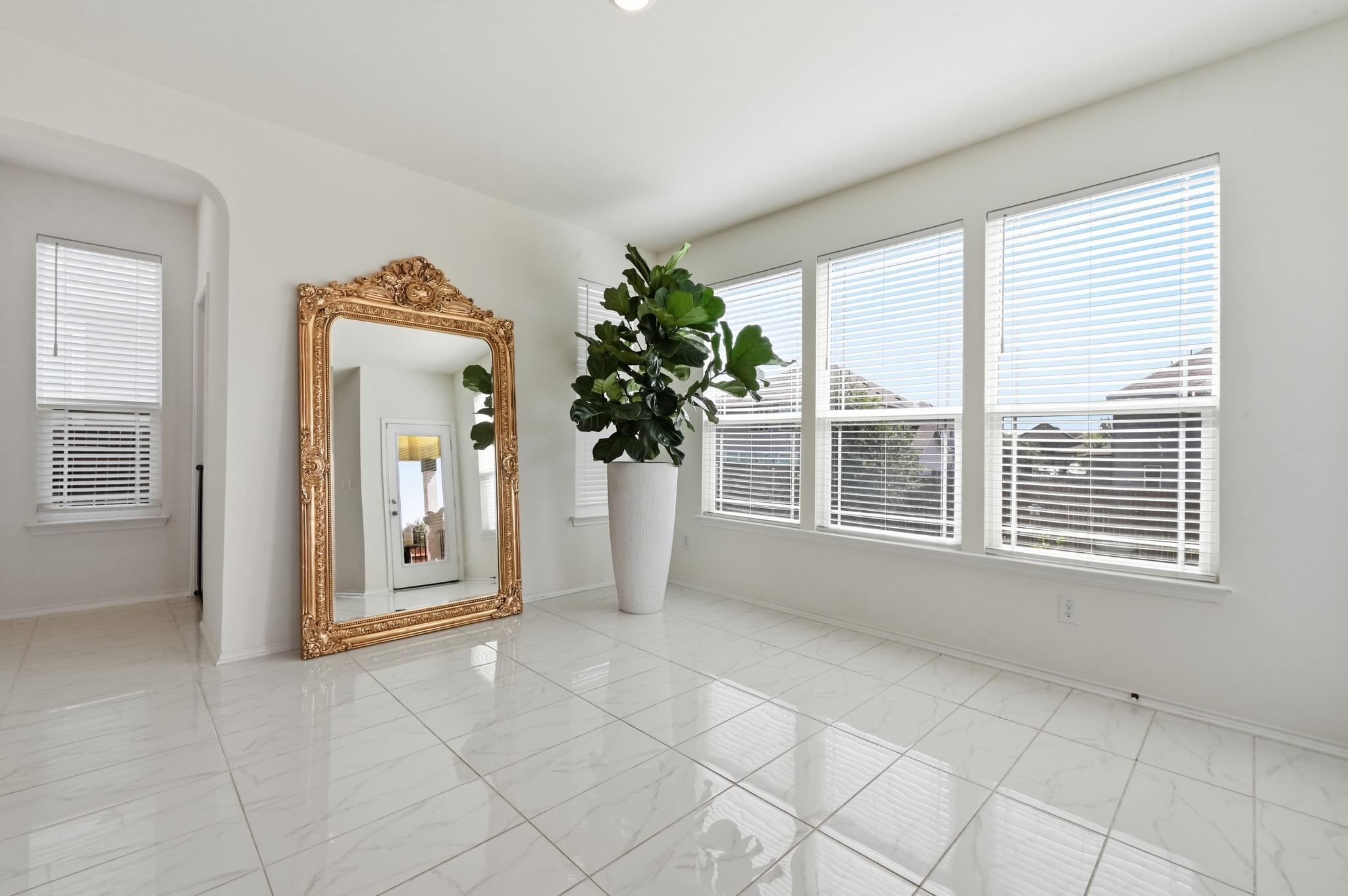 200 Auburn St Property Photo 13