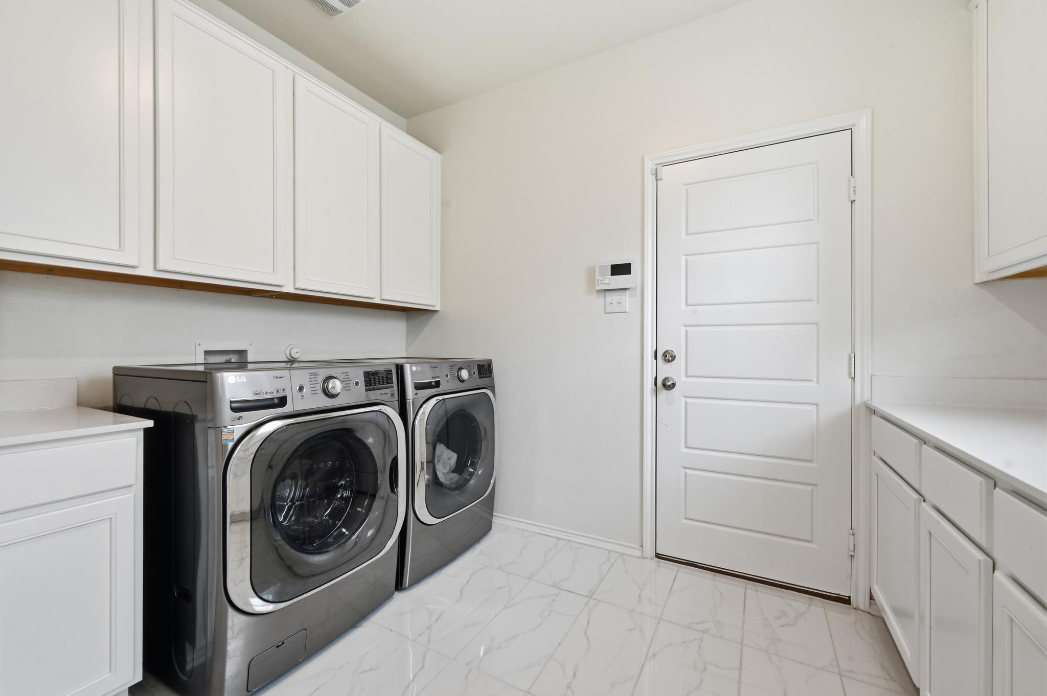 200 Auburn St Property Photo 18