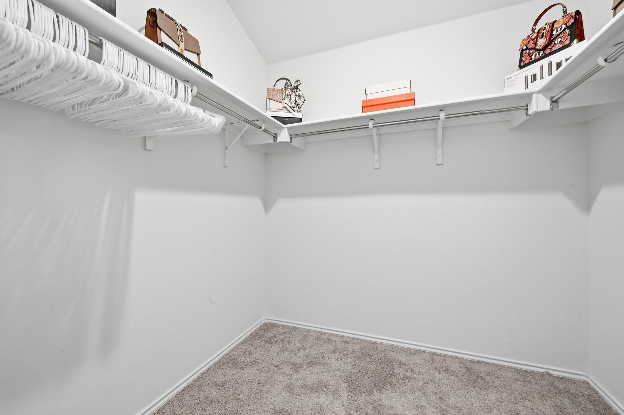 200 Auburn St Property Photo 29