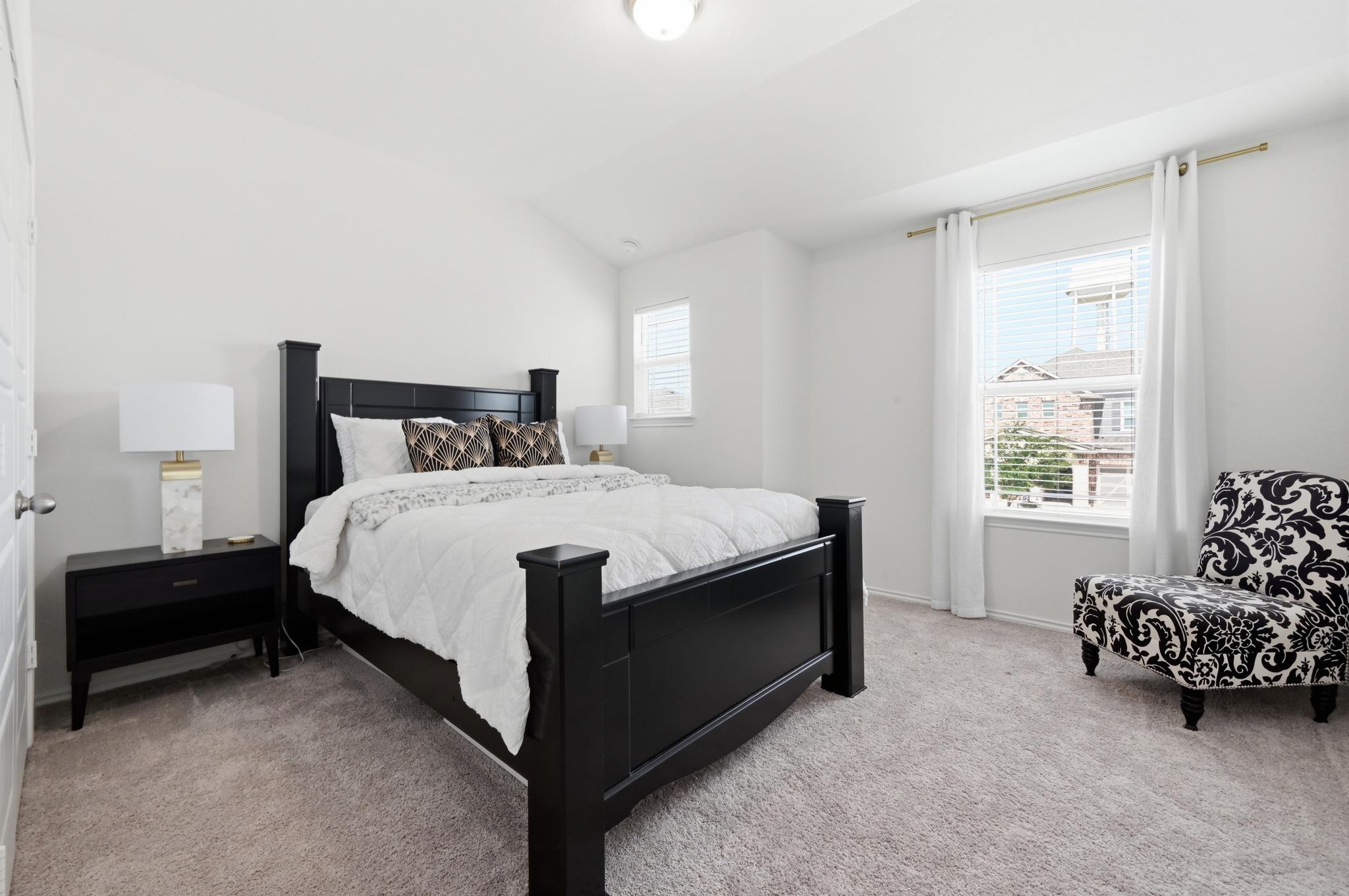 200 Auburn St Property Photo 30