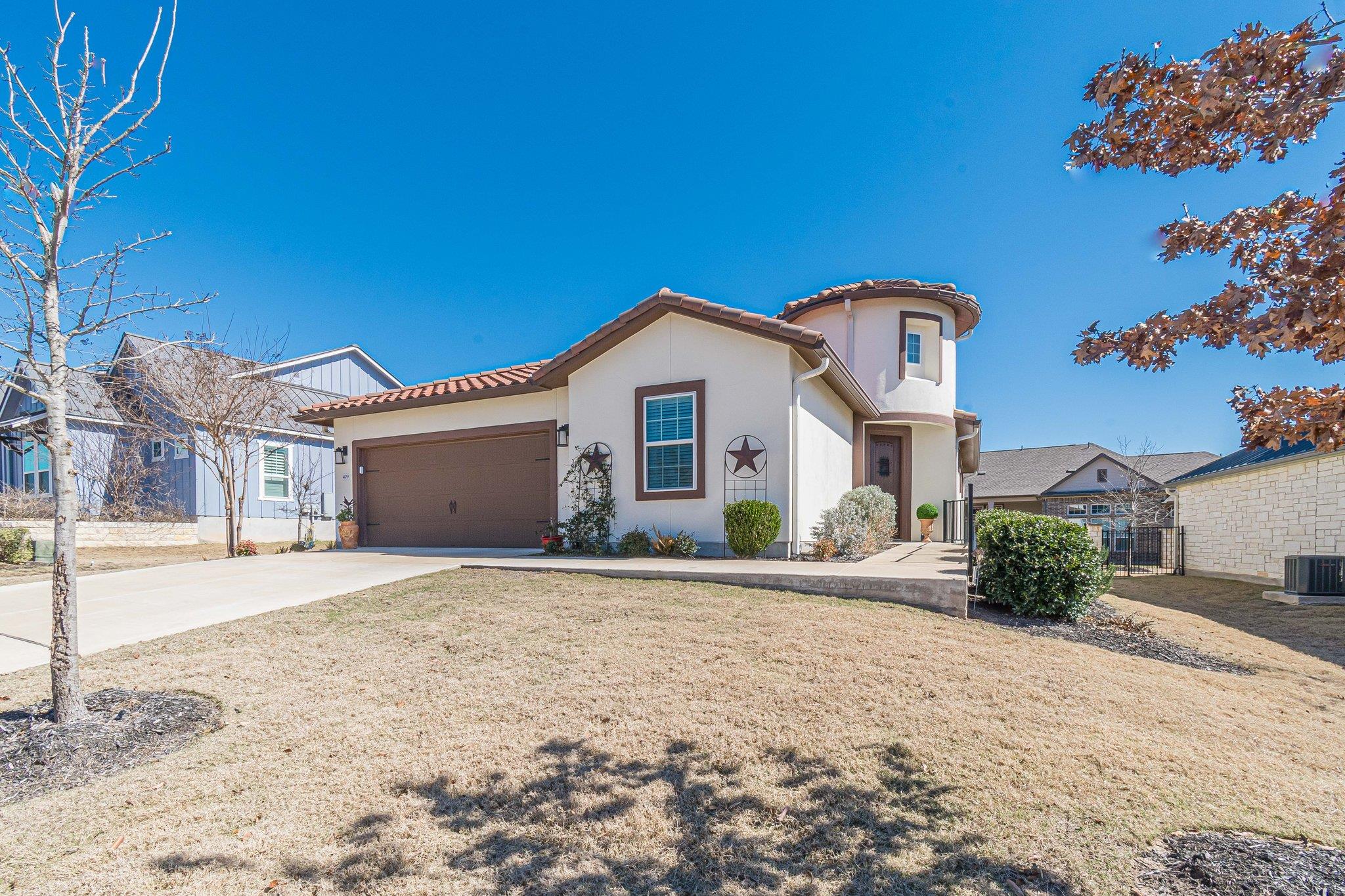 409 Flying Orchid Dr Property Photo 1