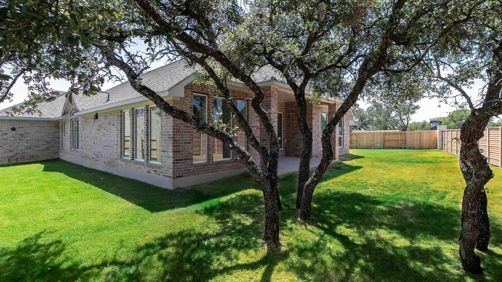 133 Old Glory Loop Property Photo 11