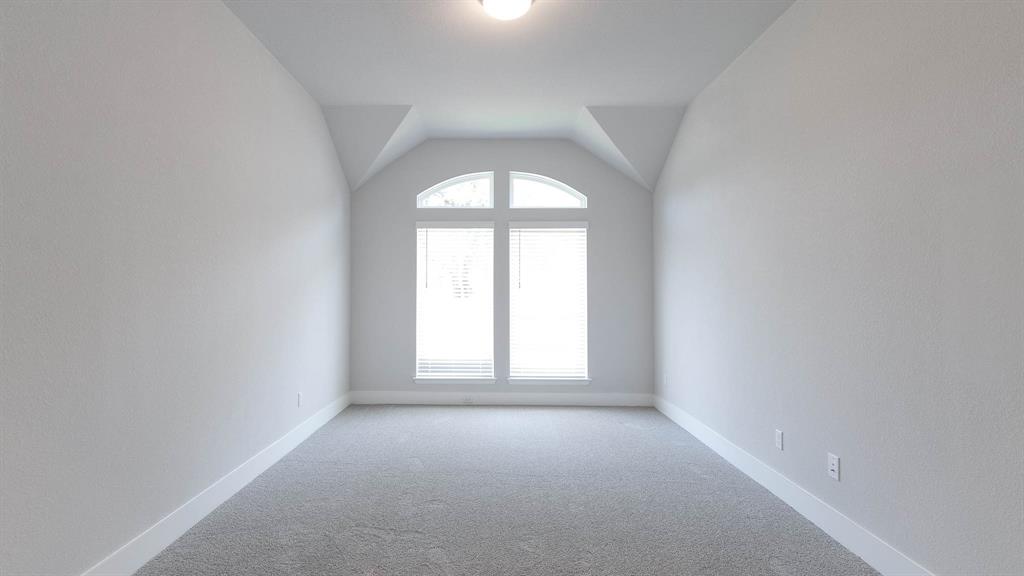 133 Old Glory Loop Property Photo 15