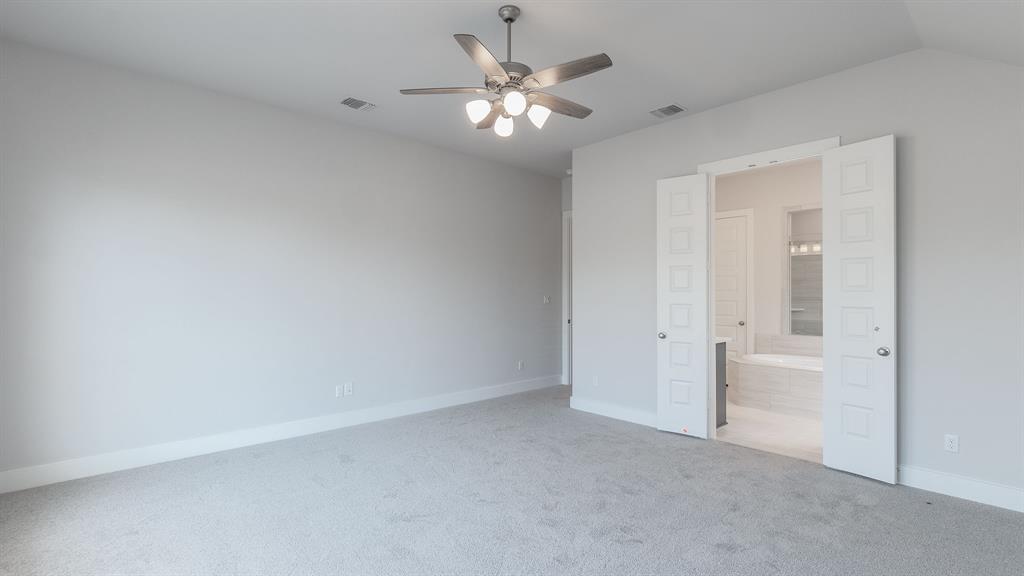 133 Old Glory Loop Property Photo 17