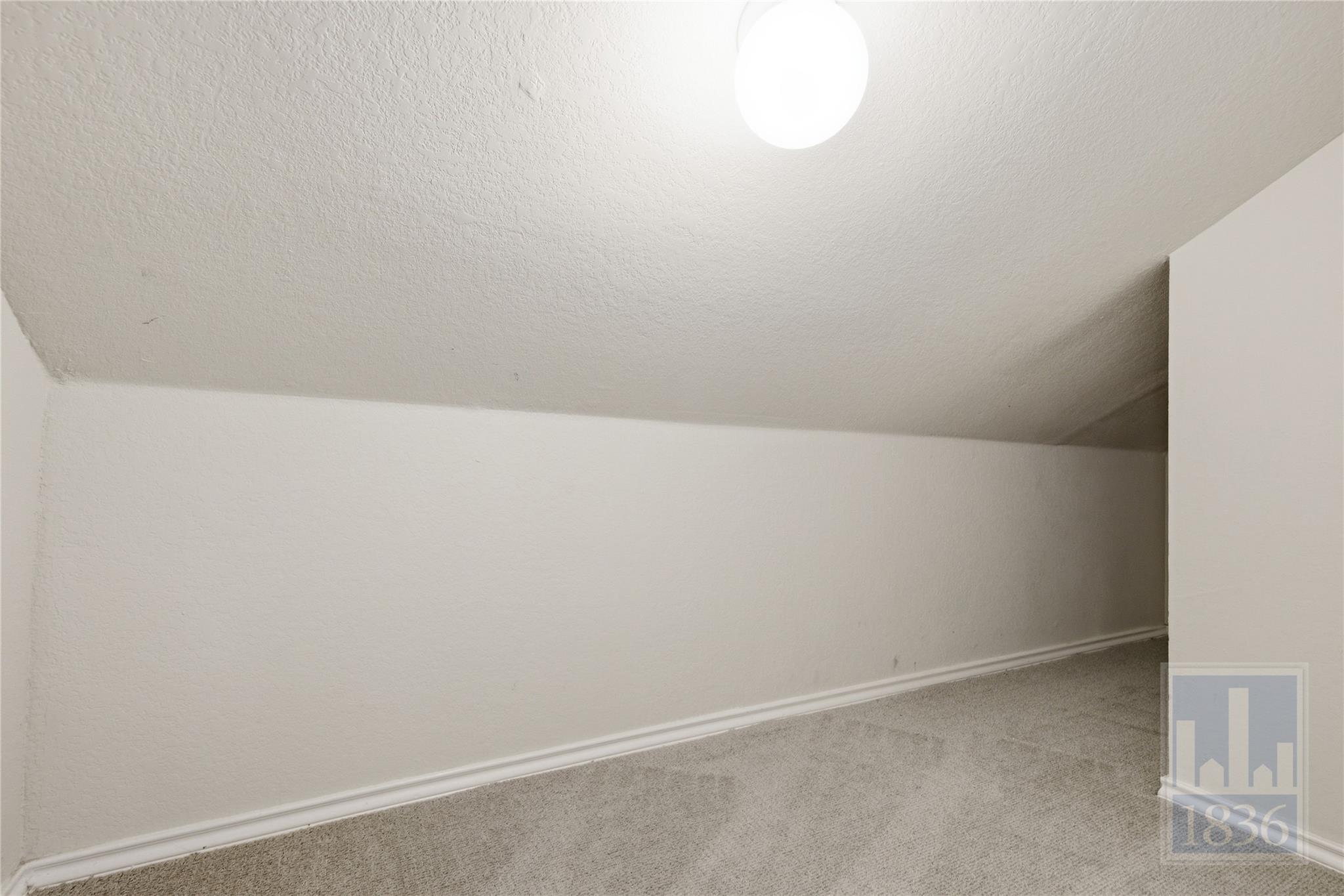 2217 Speidel Dr Property Photo 22
