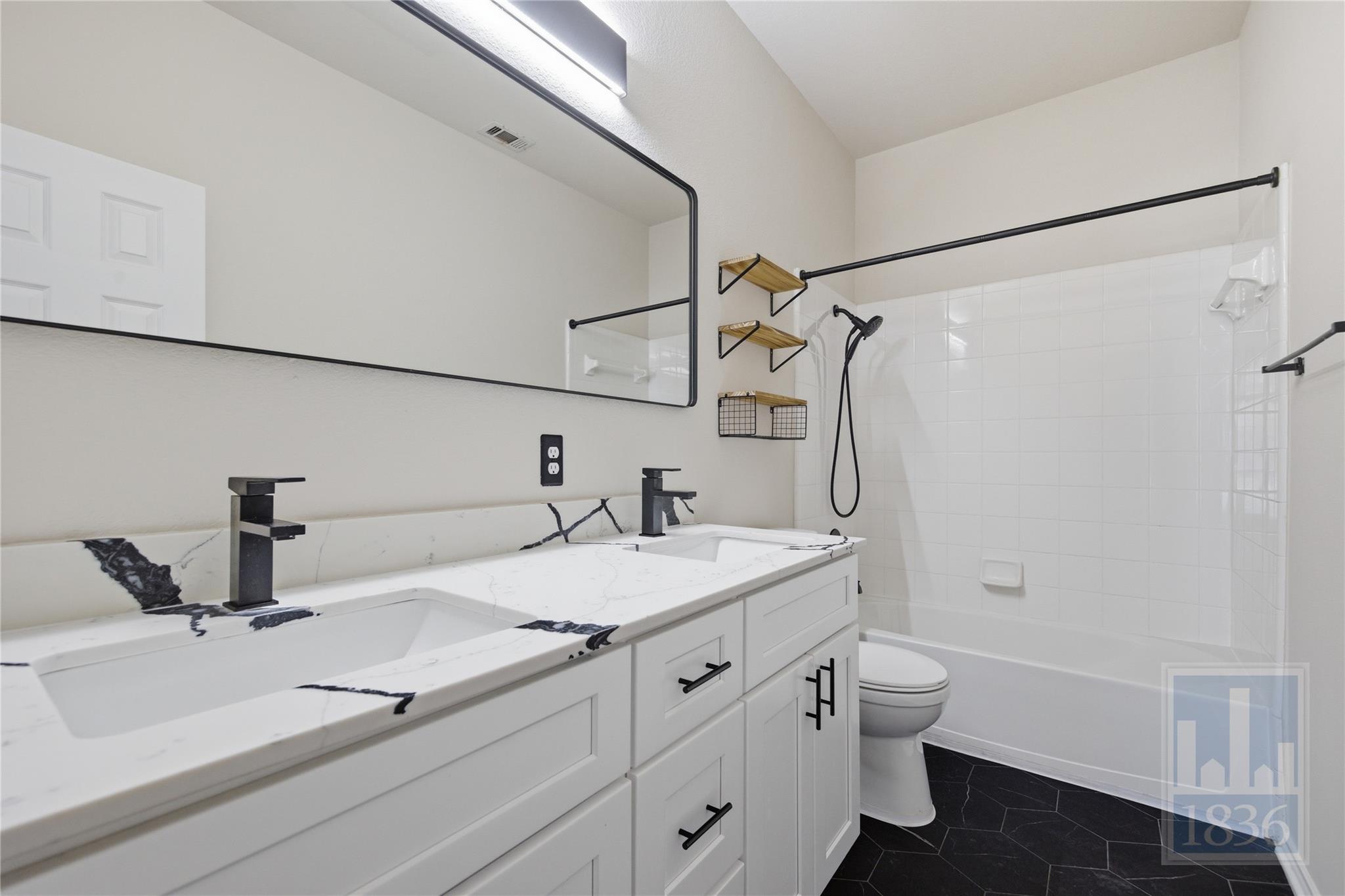 2217 Speidel Dr Property Photo 25