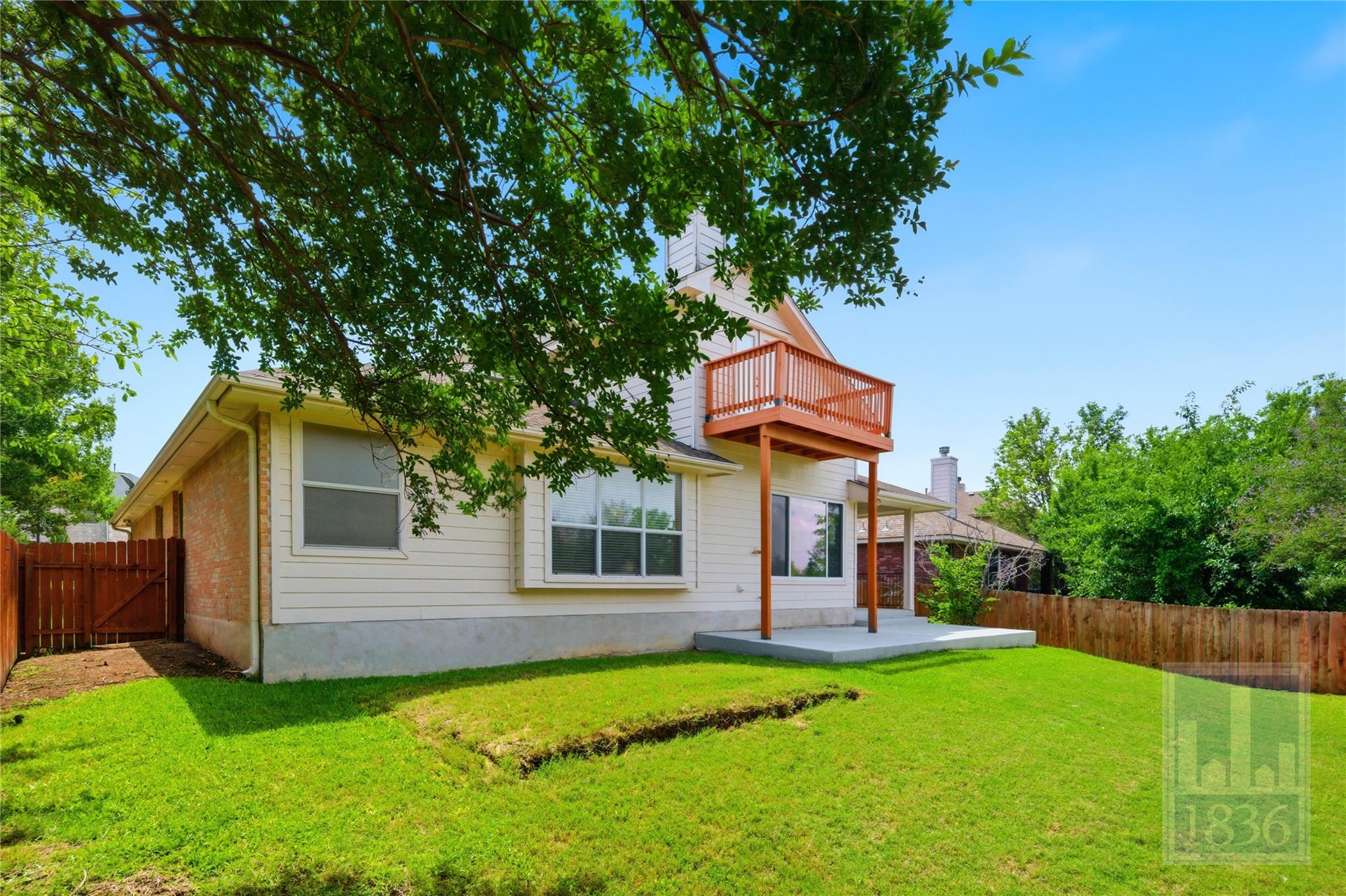 2217 Speidel Dr Property Photo 30
