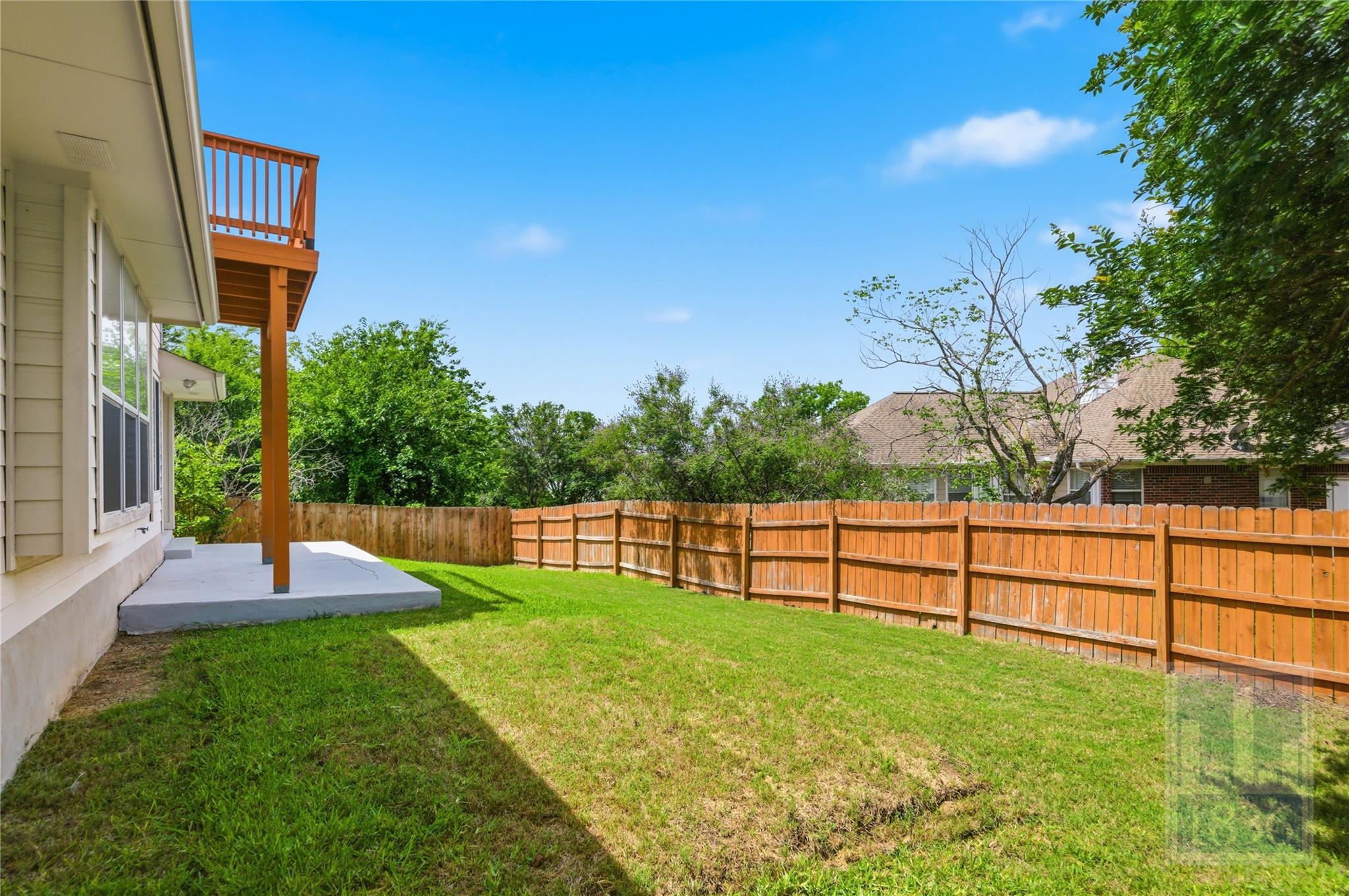 2217 Speidel Dr Property Photo 32