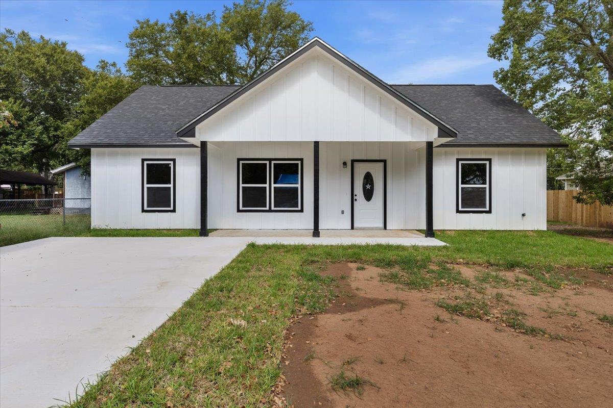 2871474 Property Photo 2