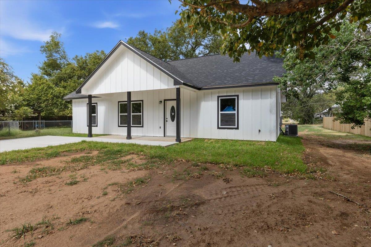 2871474 Property Photo 3