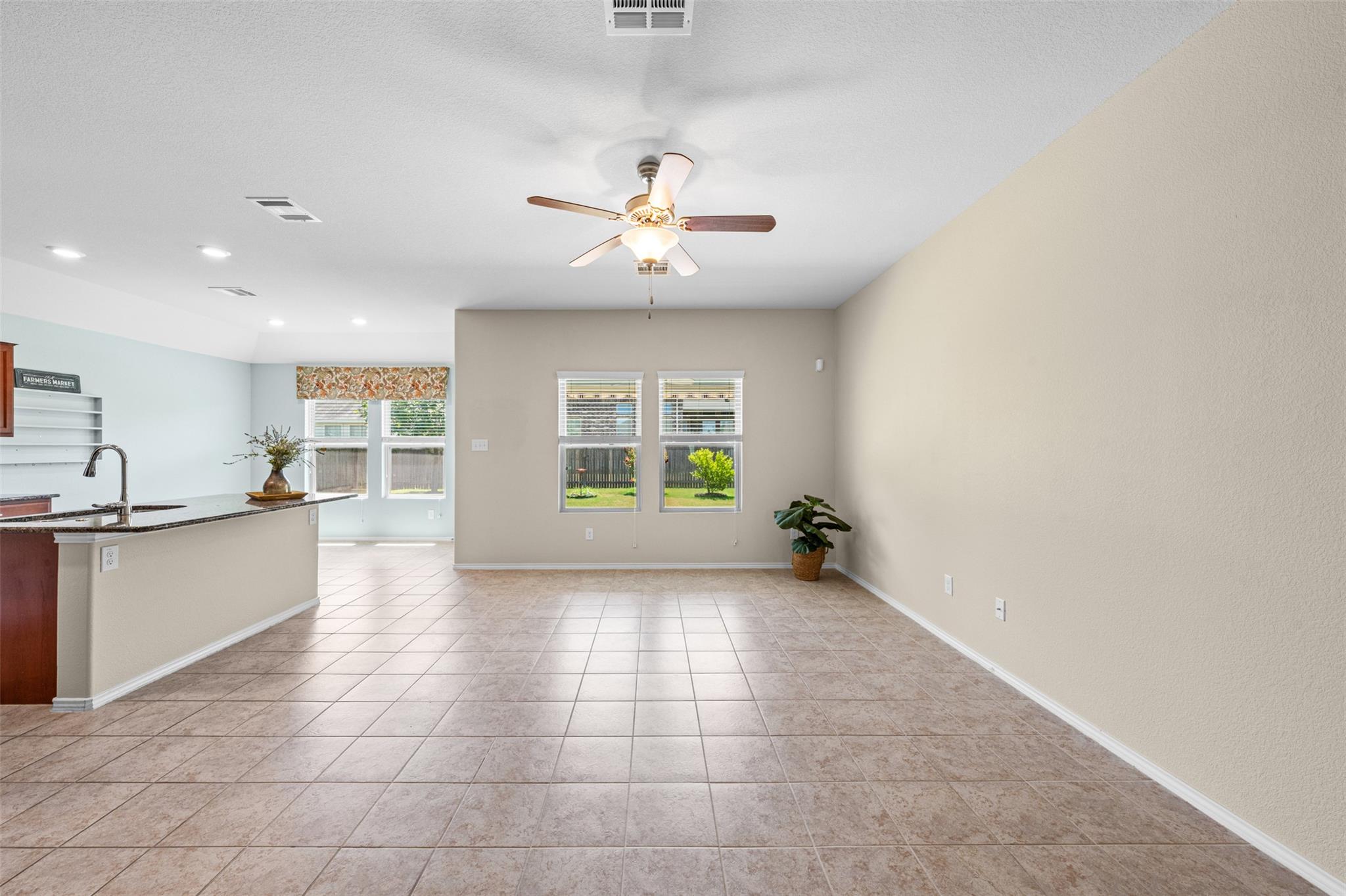 912 Wolcott Dr Property Photo 10