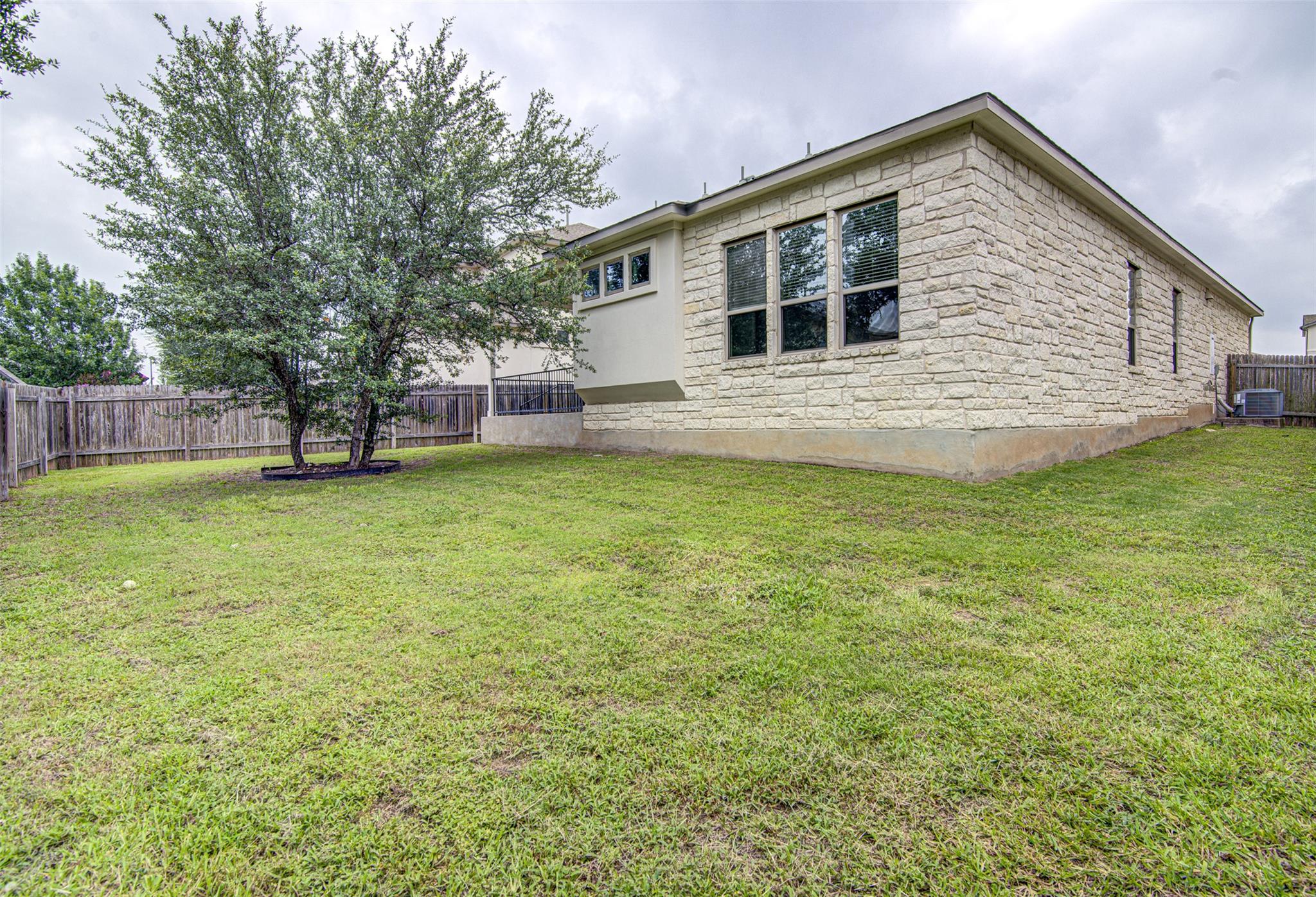 6712 Kalahari Dr Property Photo 38
