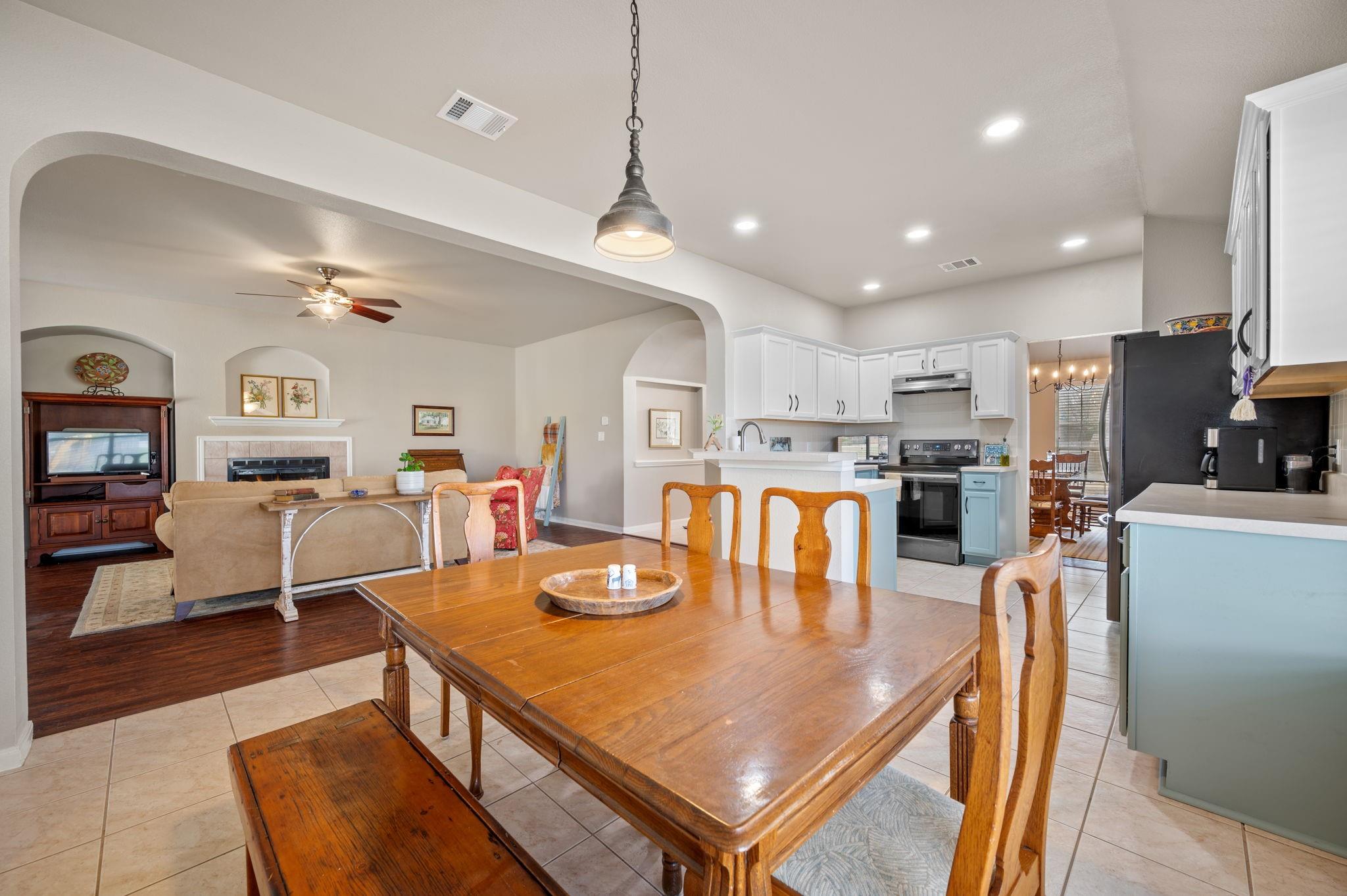 603 Prickly Pear Pass Property Photo 16
