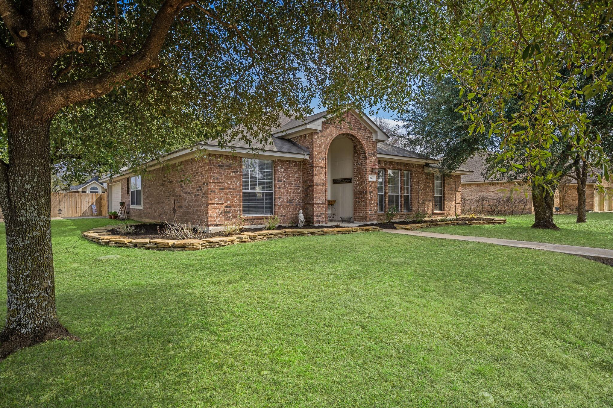 603 Prickly Pear Pass Property Photo 32