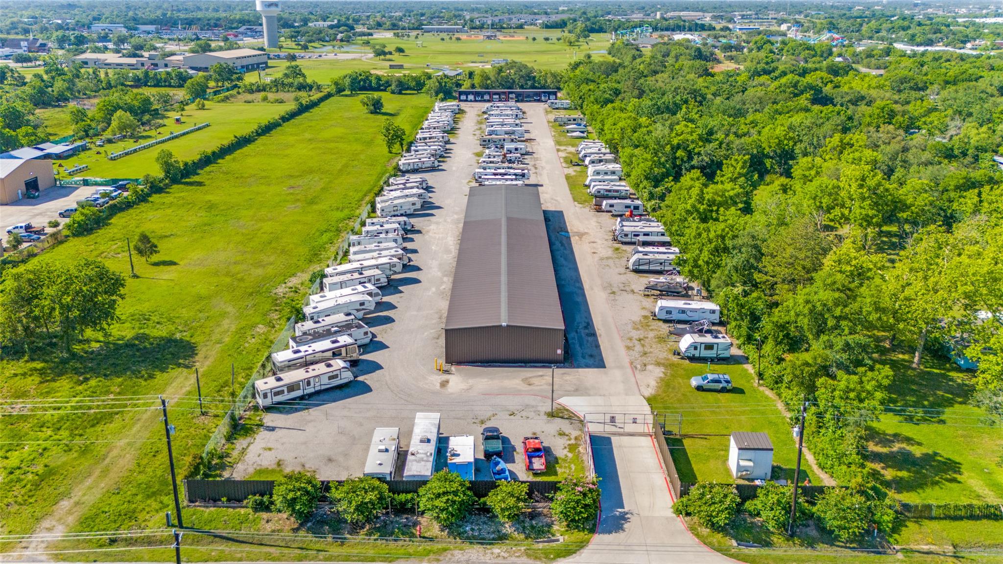 309 W Archer Rd Property Photo 10