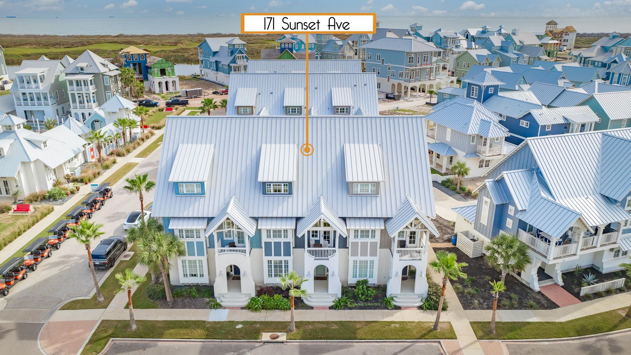 171 Sunset Ave B Property Photo