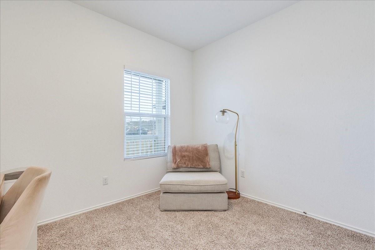 17713 Somerville Ct Property Photo 6