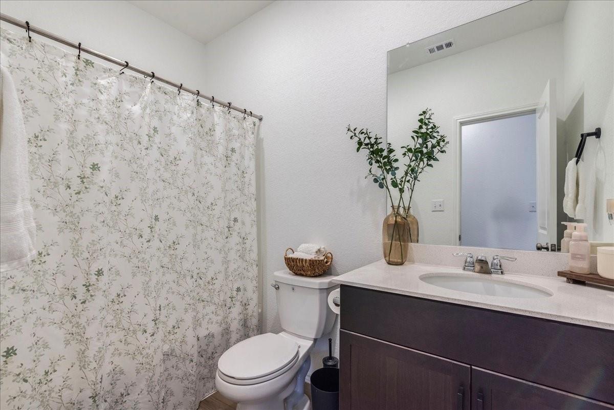 17713 Somerville Ct Property Photo 7