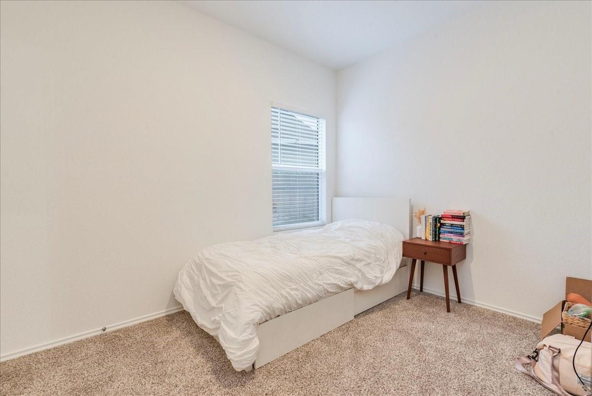 17713 Somerville Ct Property Photo 8
