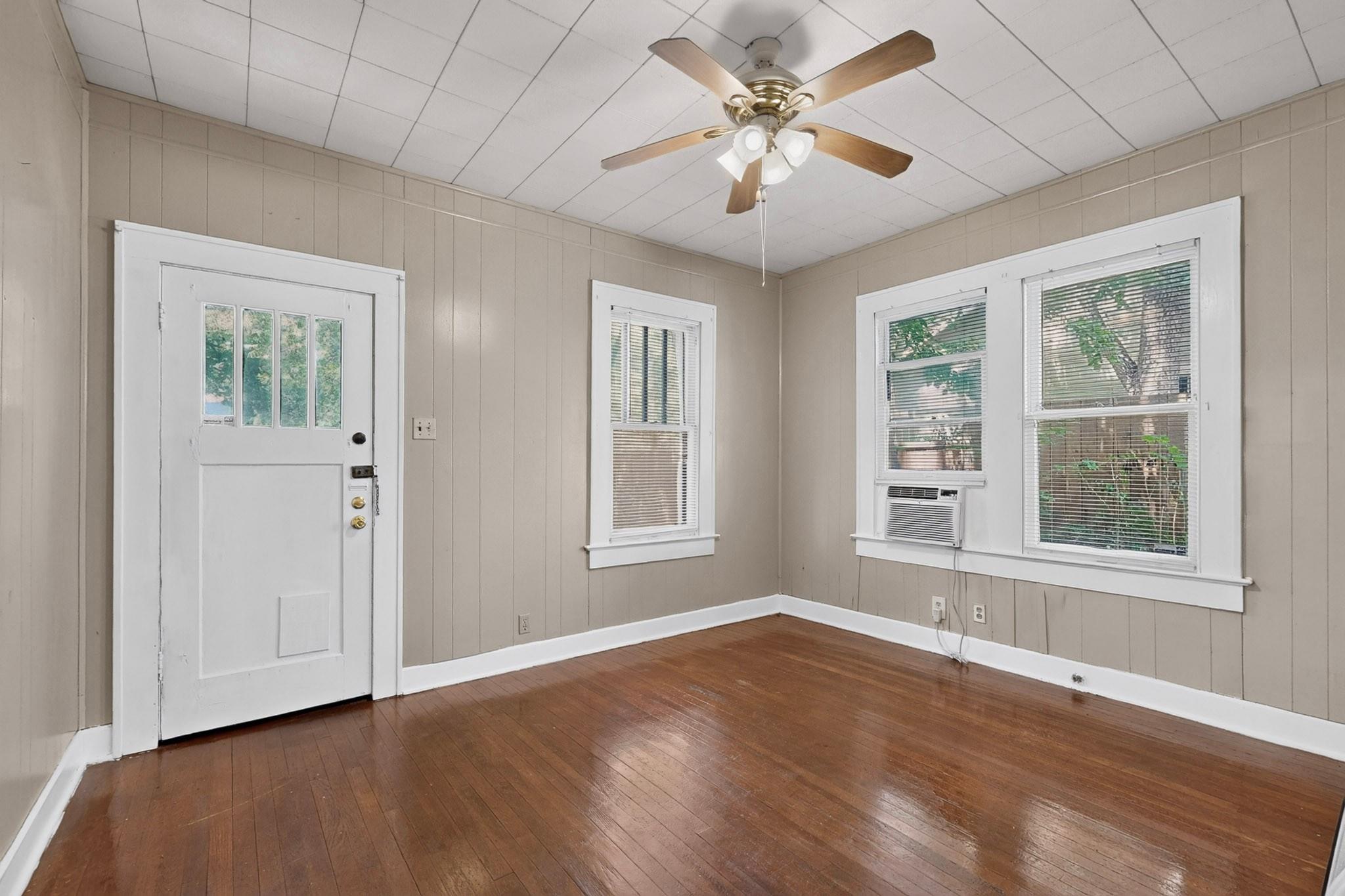 4211 Avenue B None Property Photo 5