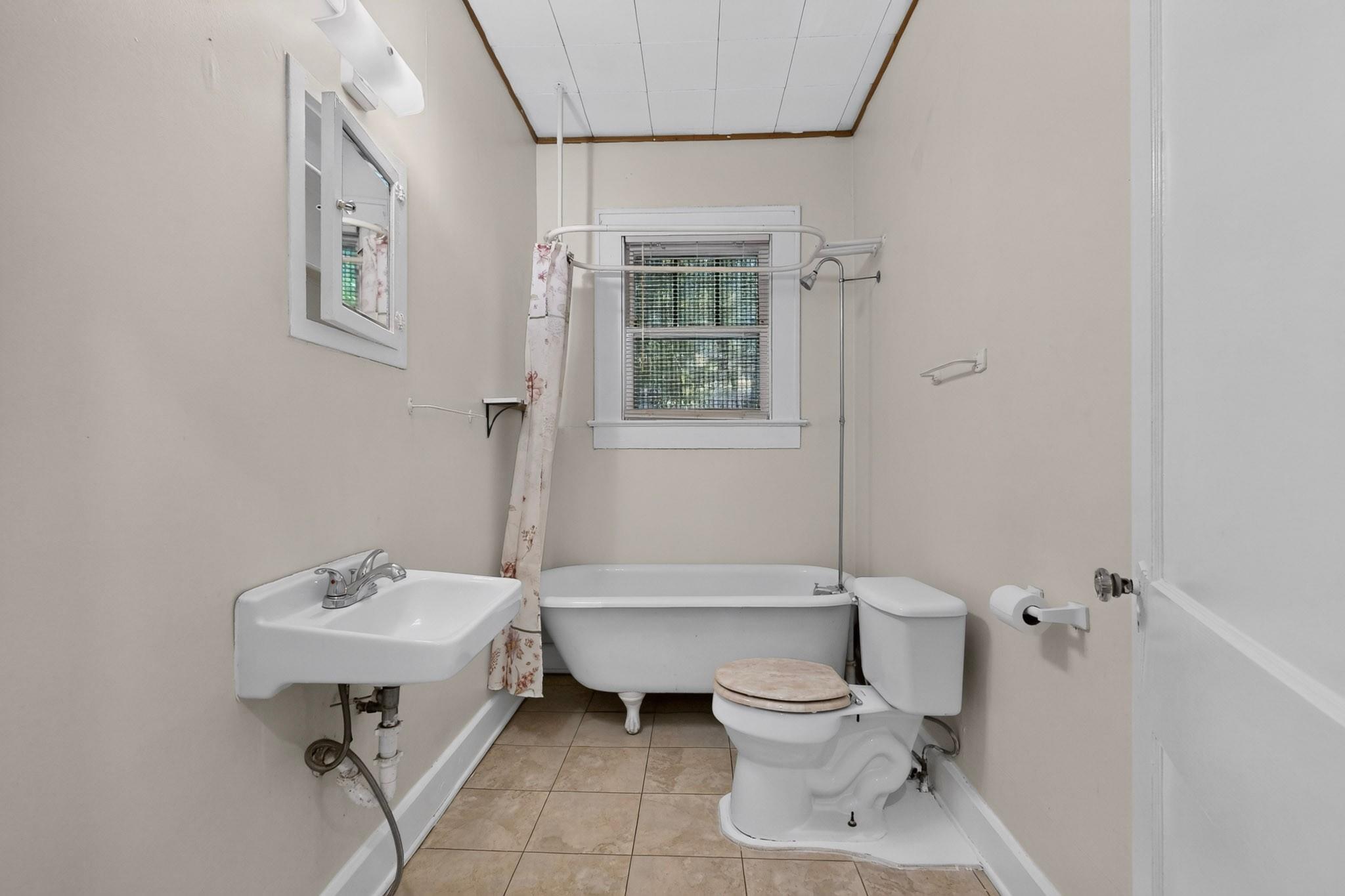 4211 Avenue B None Property Photo 21