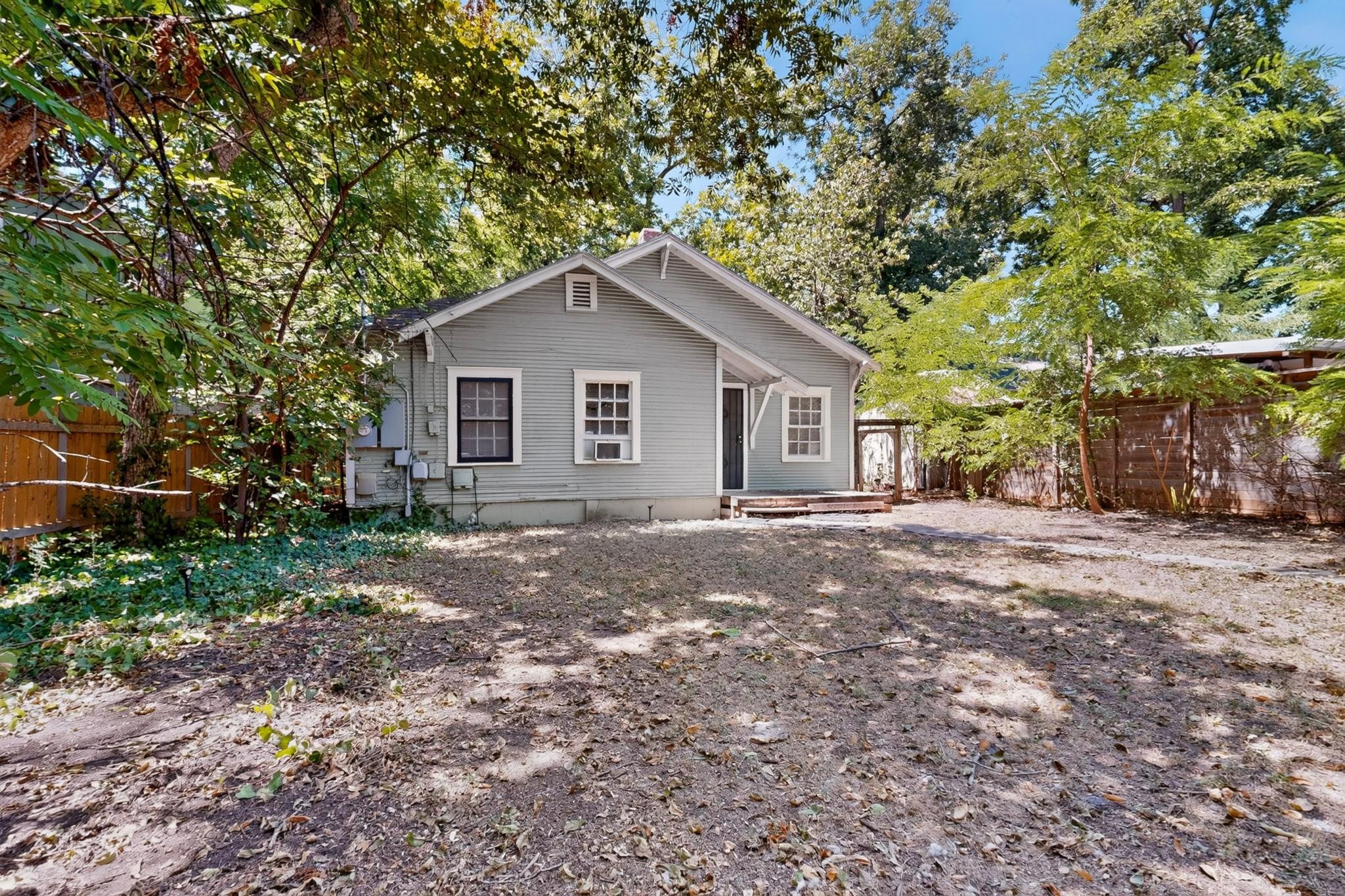 4211 Avenue B None Property Photo 30