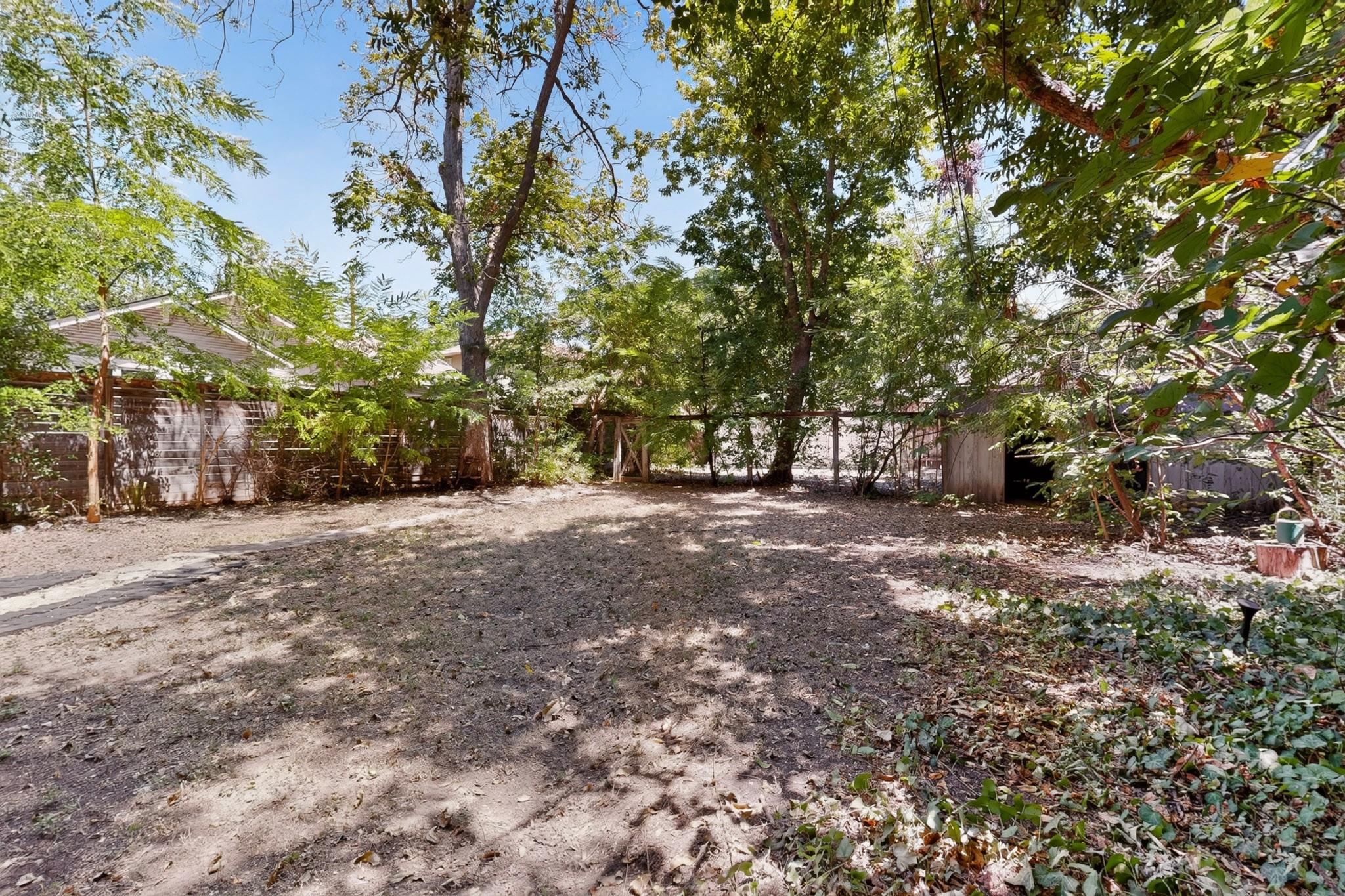 4211 Avenue B None Property Photo 32
