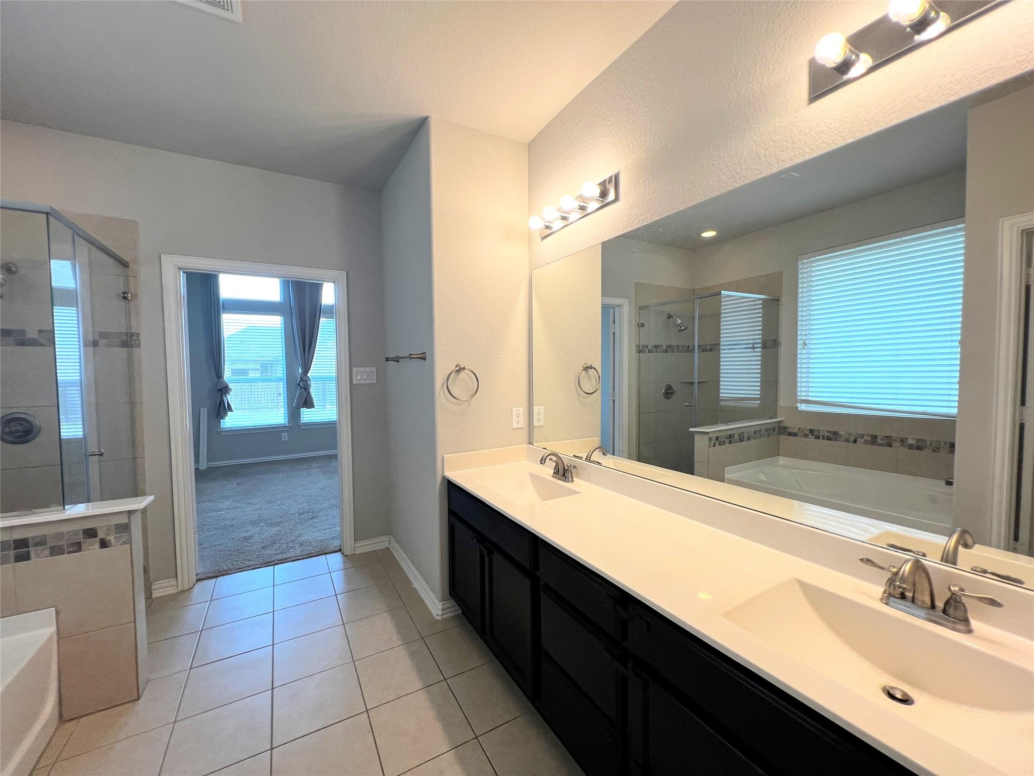 613 Palmilla St Property Photo 15