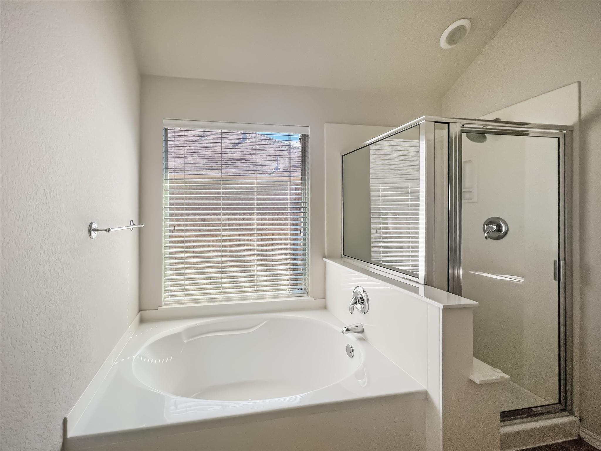 11112 Jockey Bluff Dr Property Photo 23