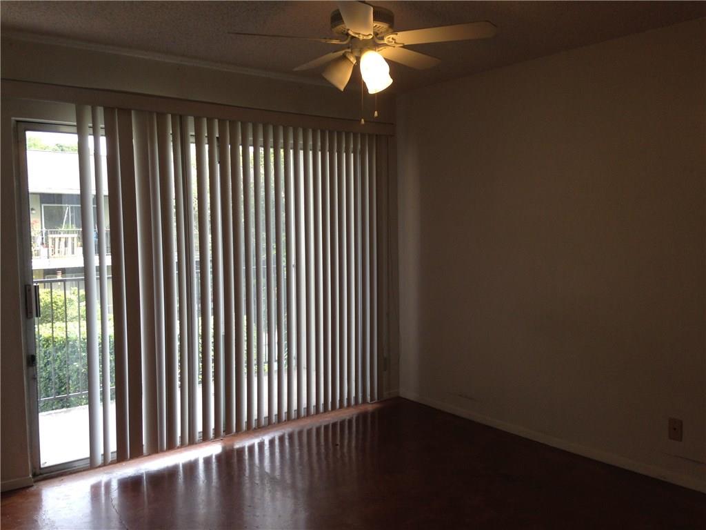500 E Riverside Dr #211 Property Photo 17