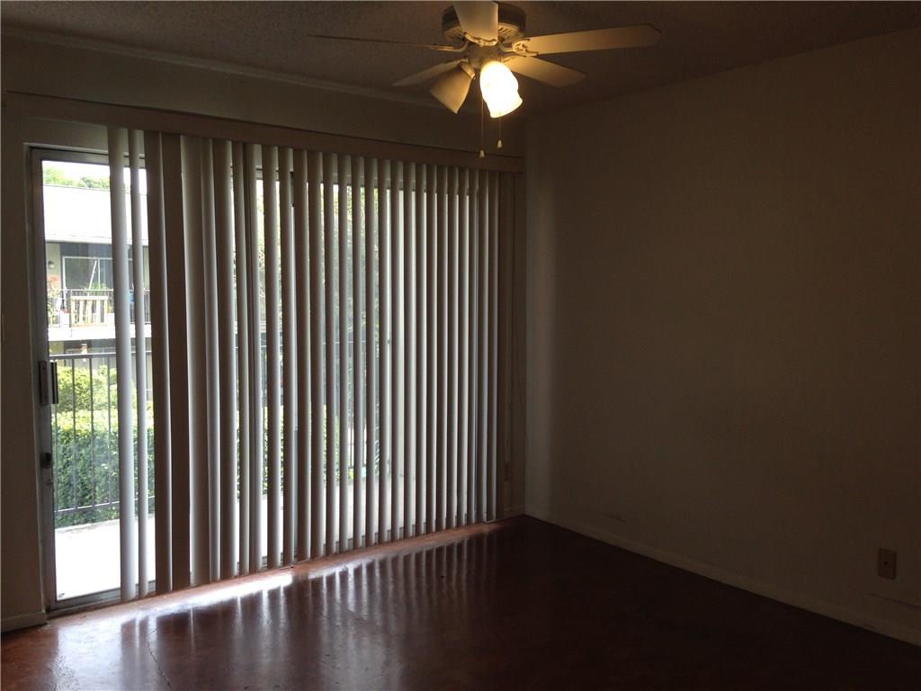 500 E Riverside Dr #211 Property Photo 18