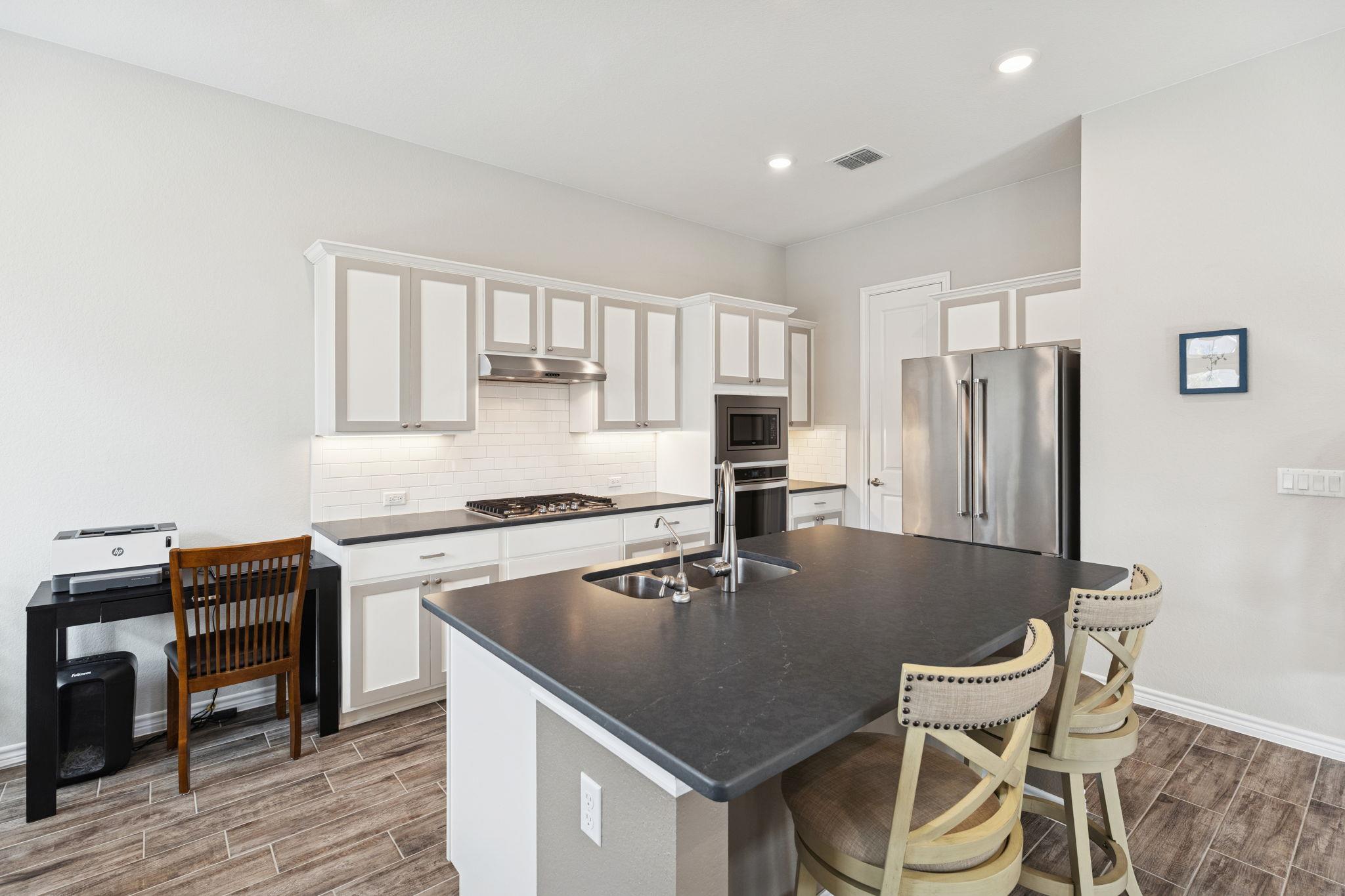 105 Lafitte Dr #101 Property Photo 14