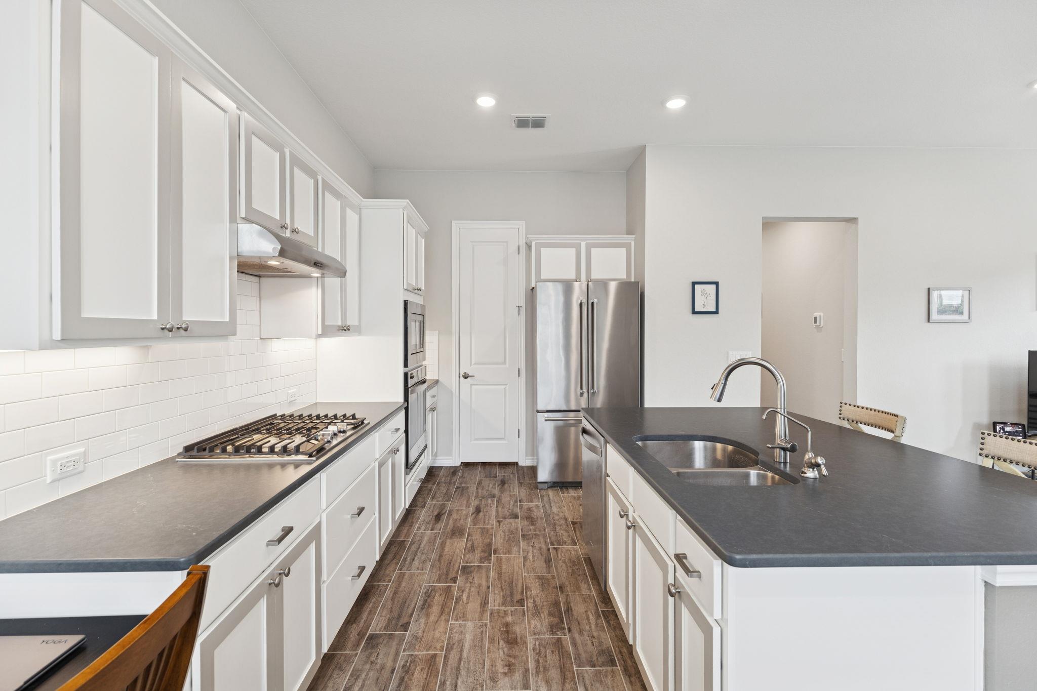 105 Lafitte Dr #101 Property Photo 16