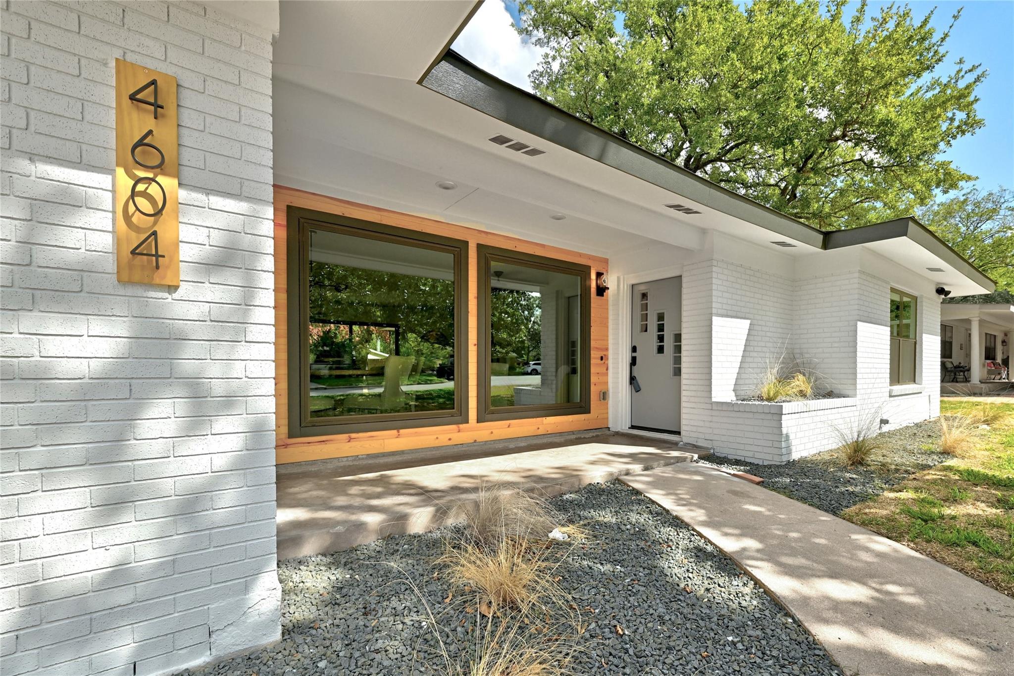 4604 Nevada Path Property Photo 1