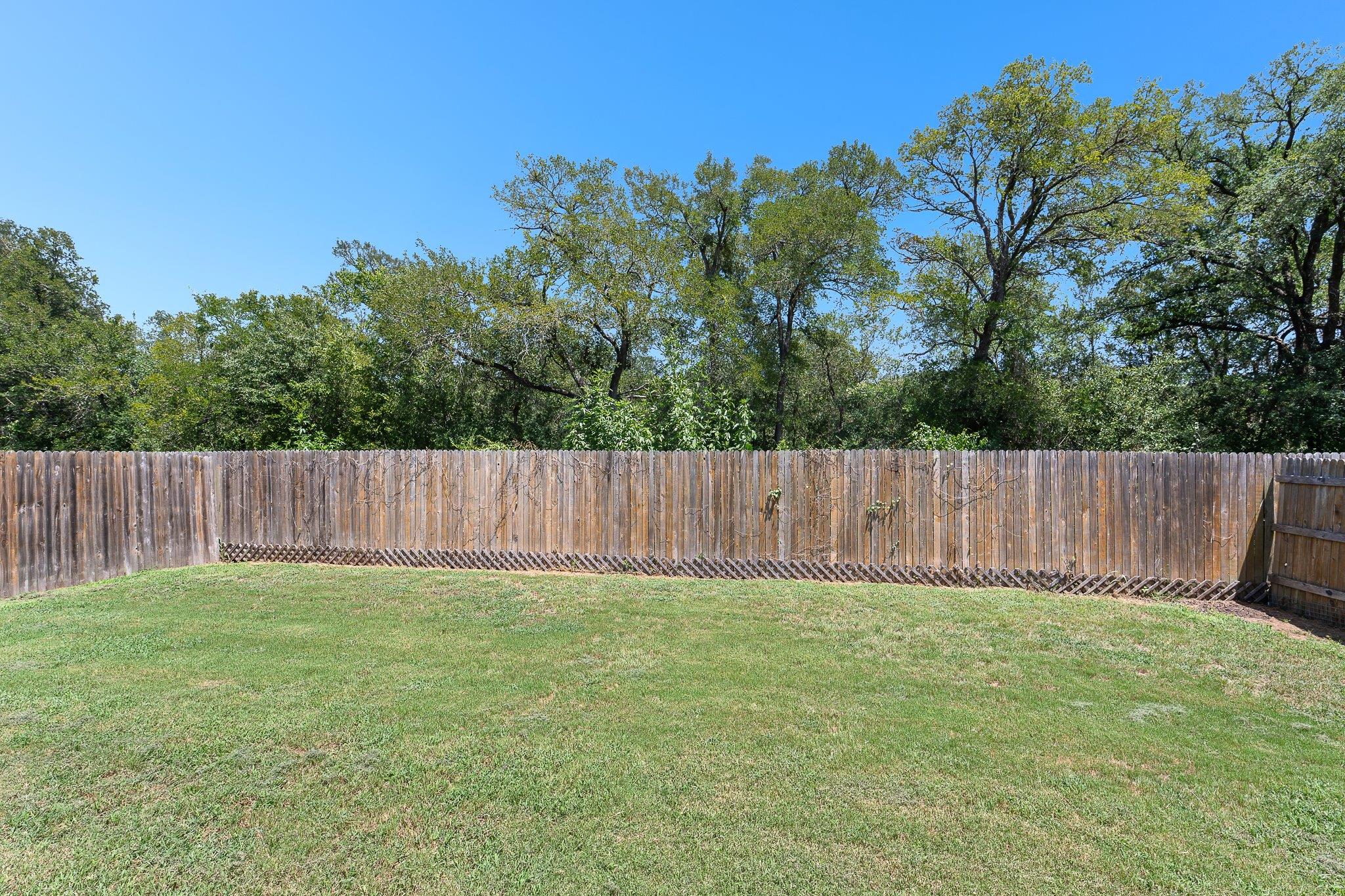 19304 Great Falls Dr Property Photo 35