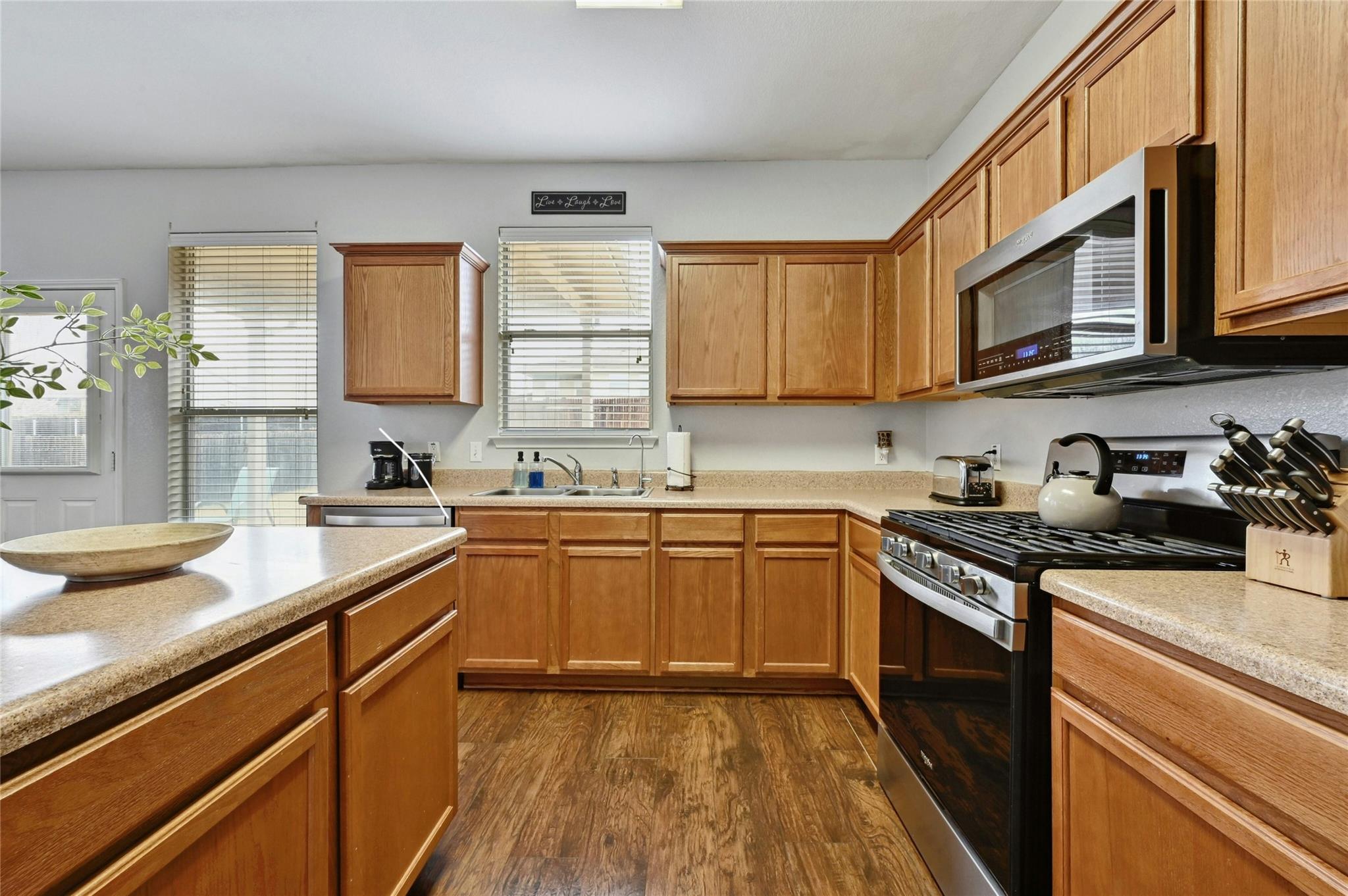 122 Firebush Way Property Photo 14