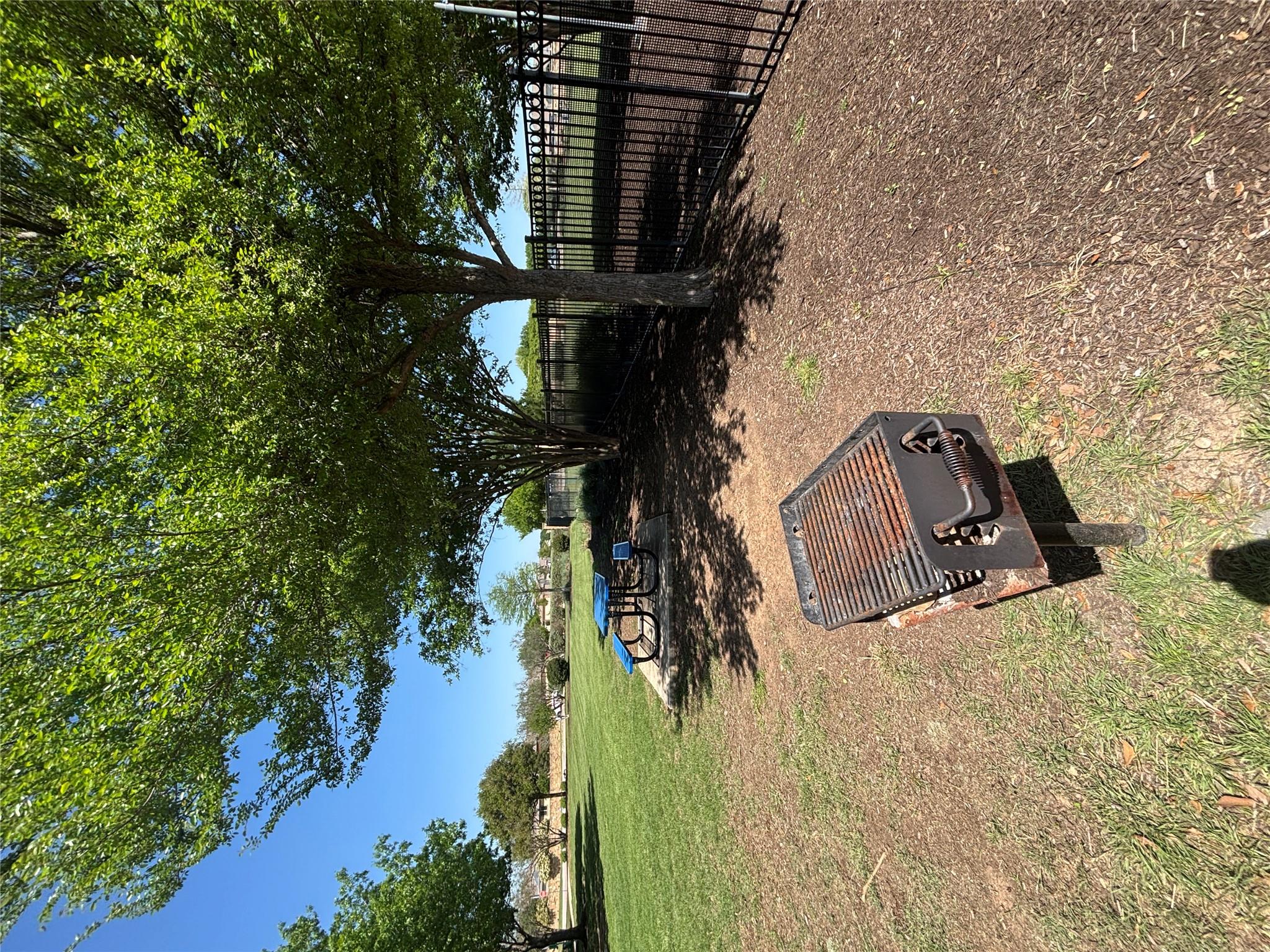 229 Split Rail Dr Property Photo 30